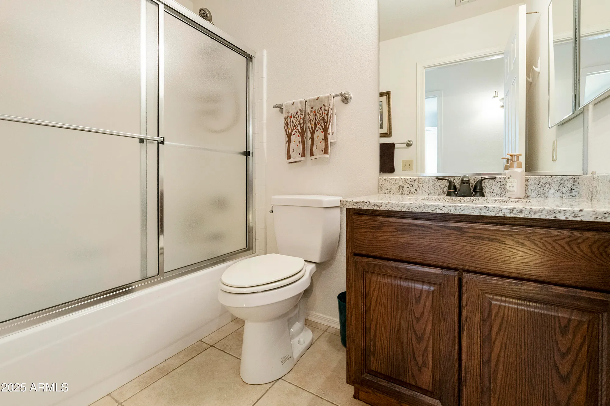 Property Slideshow image 24 of 65 | 24420 s boxwood dr, Sun Lakes, AZ, 85248