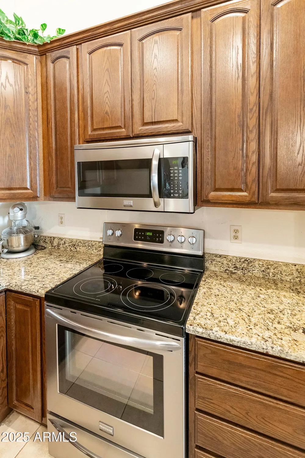 Property Slideshow image 10 of 65 | 24420 s boxwood dr, Sun Lakes, AZ, 85248