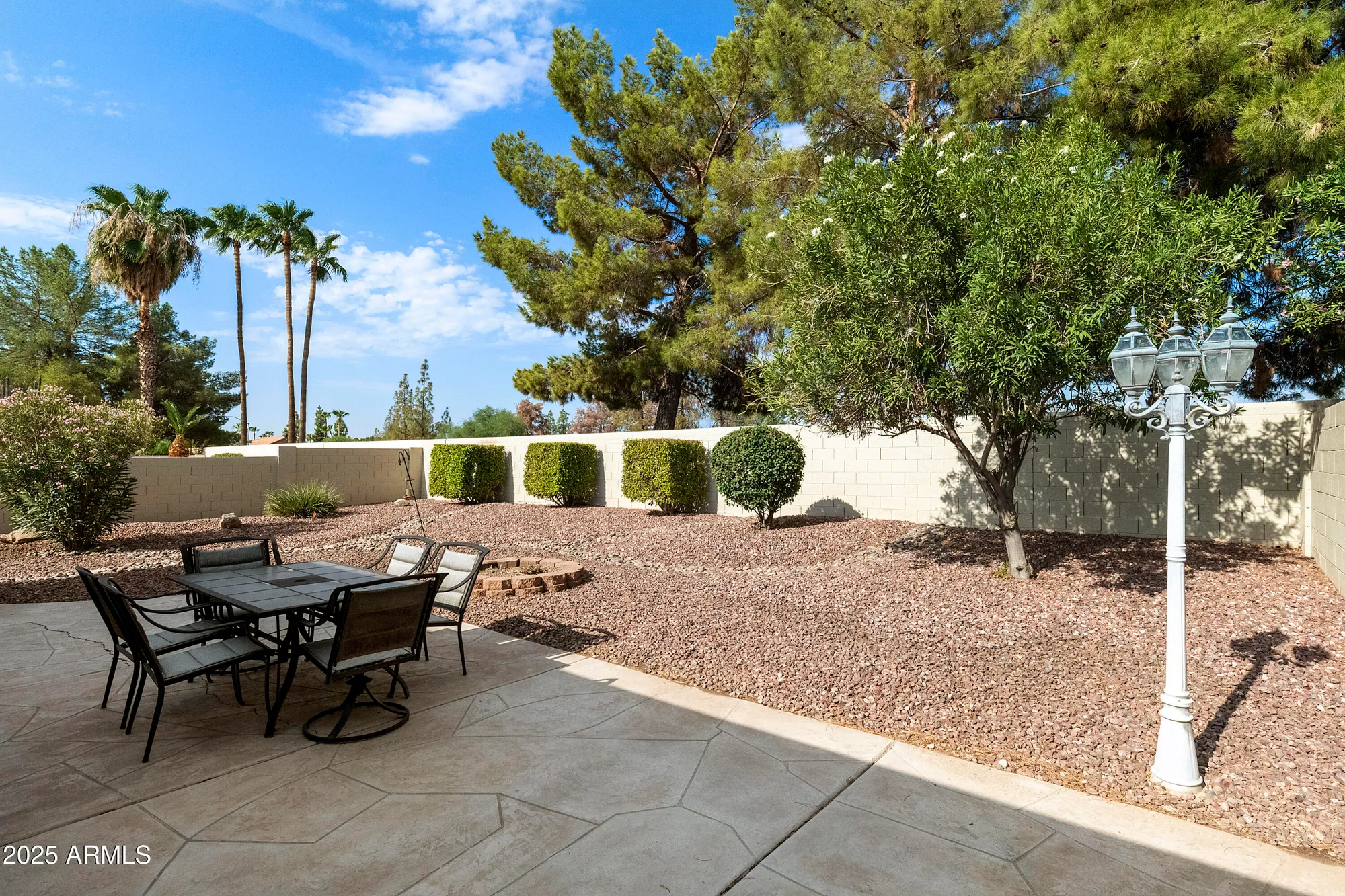 Property Slideshow image 21 of 65 | 24420 s boxwood dr, Sun Lakes, AZ, 85248