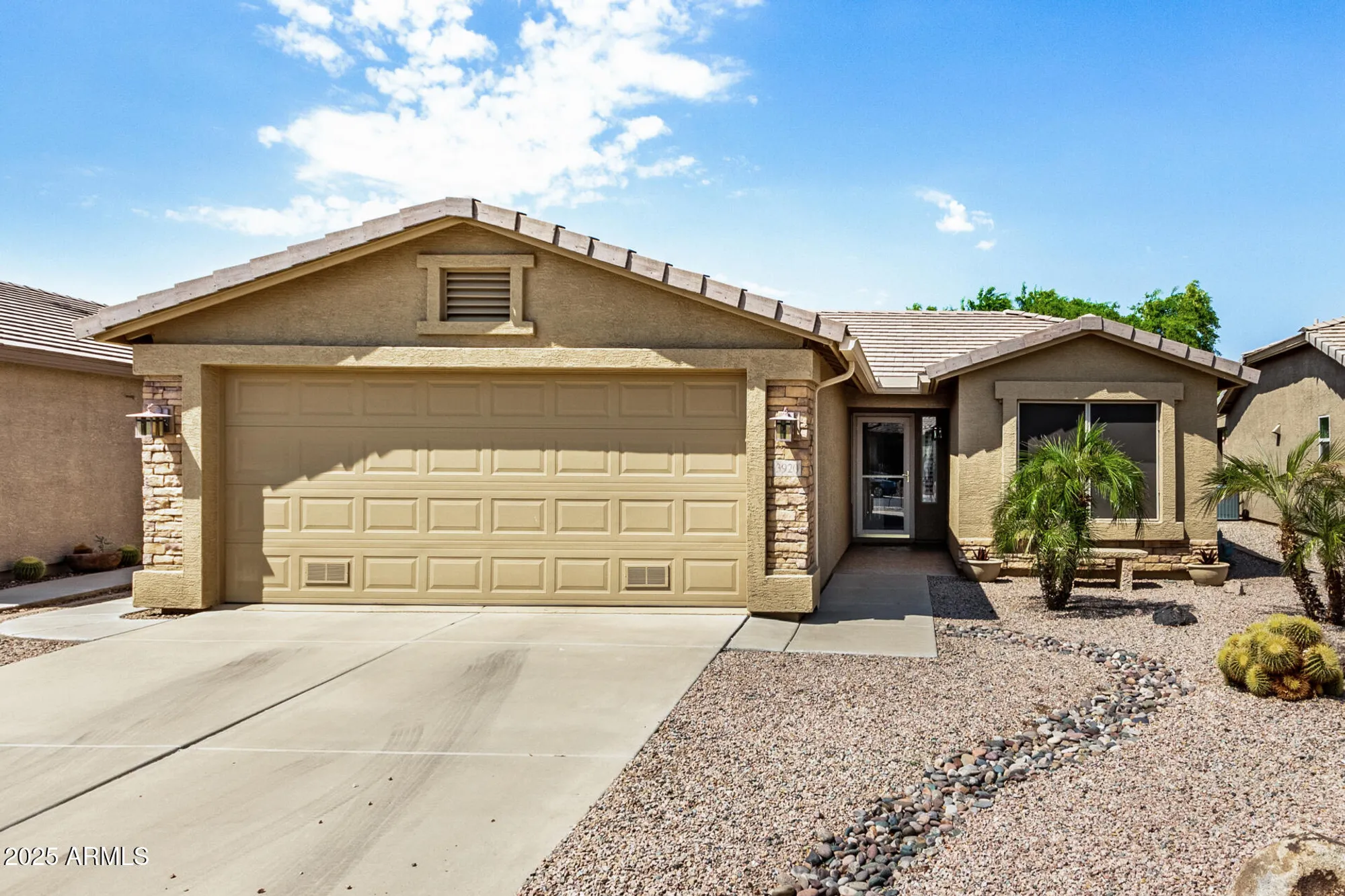 Property Slideshow image 1 of 23 | 3920 e runaway bay pl, Chandler, AZ, 85249
