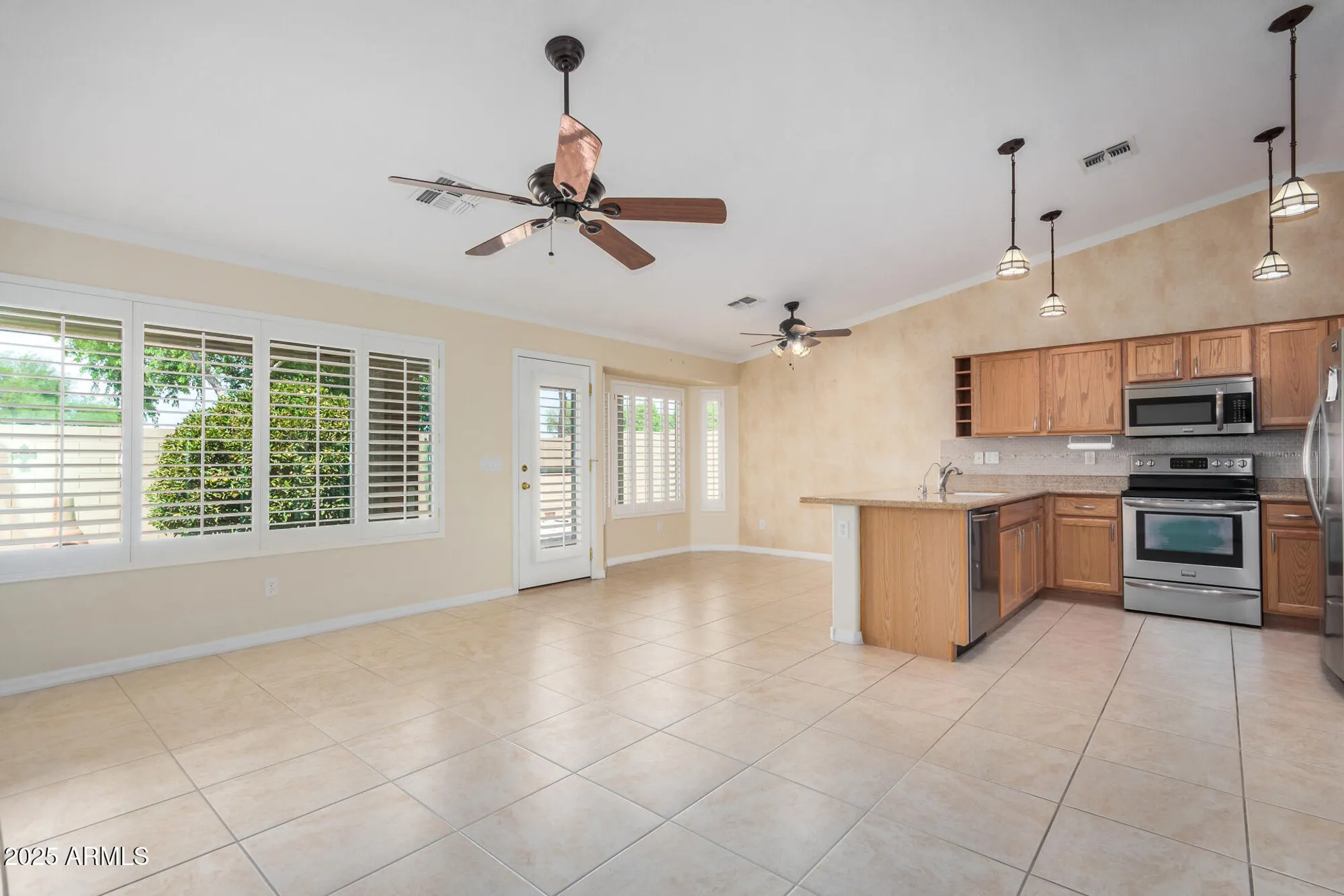 Property Slideshow image 8 of 23 | 3920 e runaway bay pl, Chandler, AZ, 85249