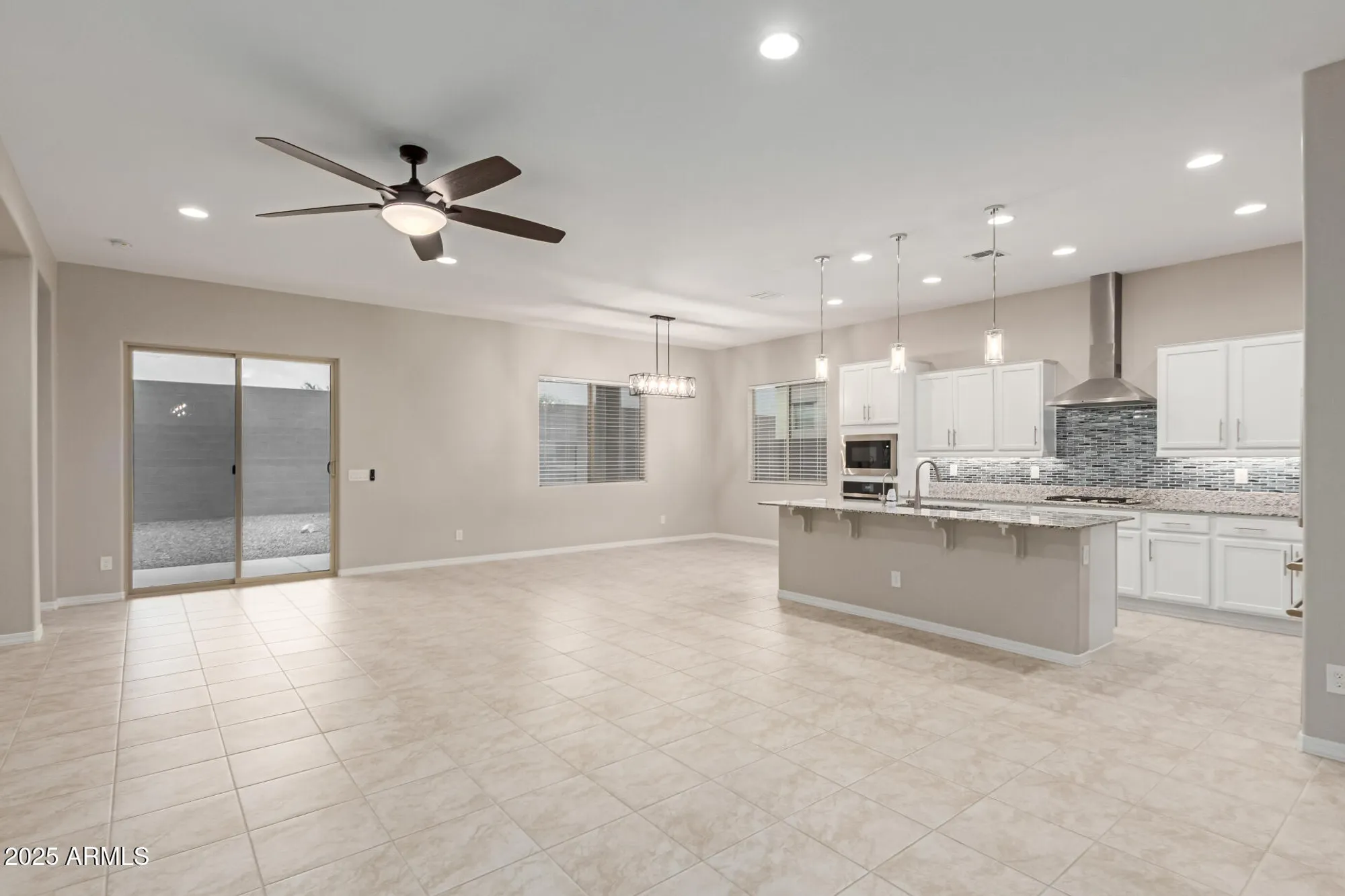 Property Slideshow image 8 of 46 | 15843 s 177th ave, Goodyear, AZ, 85338