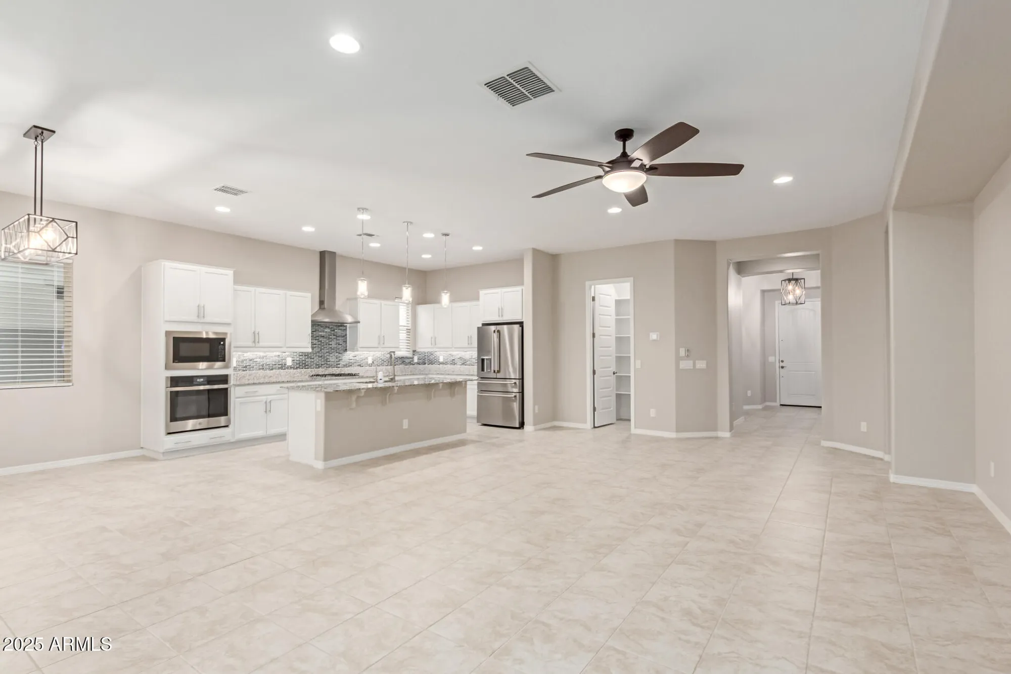 Property Slideshow image 9 of 46 | 15843 s 177th ave, Goodyear, AZ, 85338