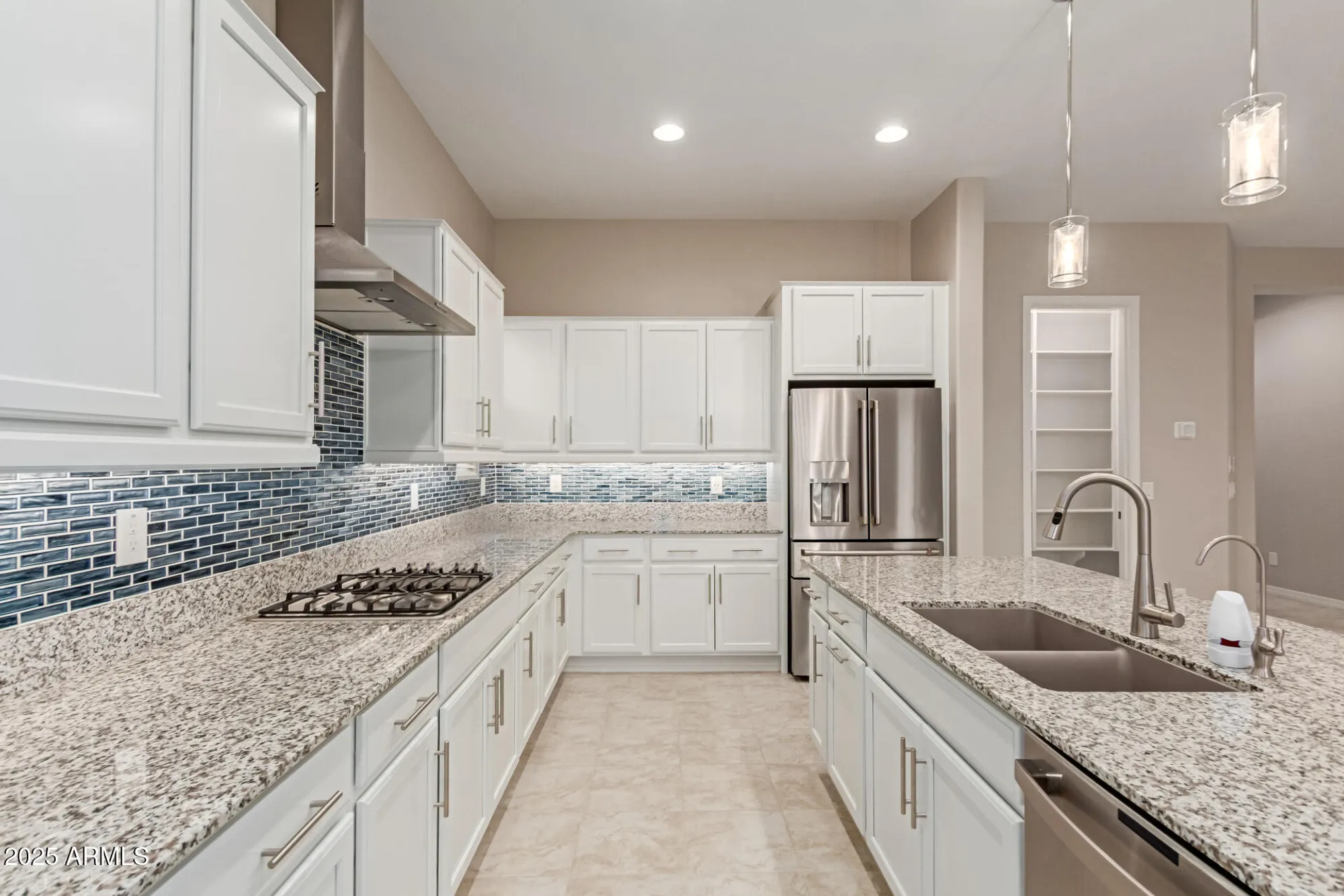 Property Slideshow image 12 of 46 | 15843 s 177th ave, Goodyear, AZ, 85338