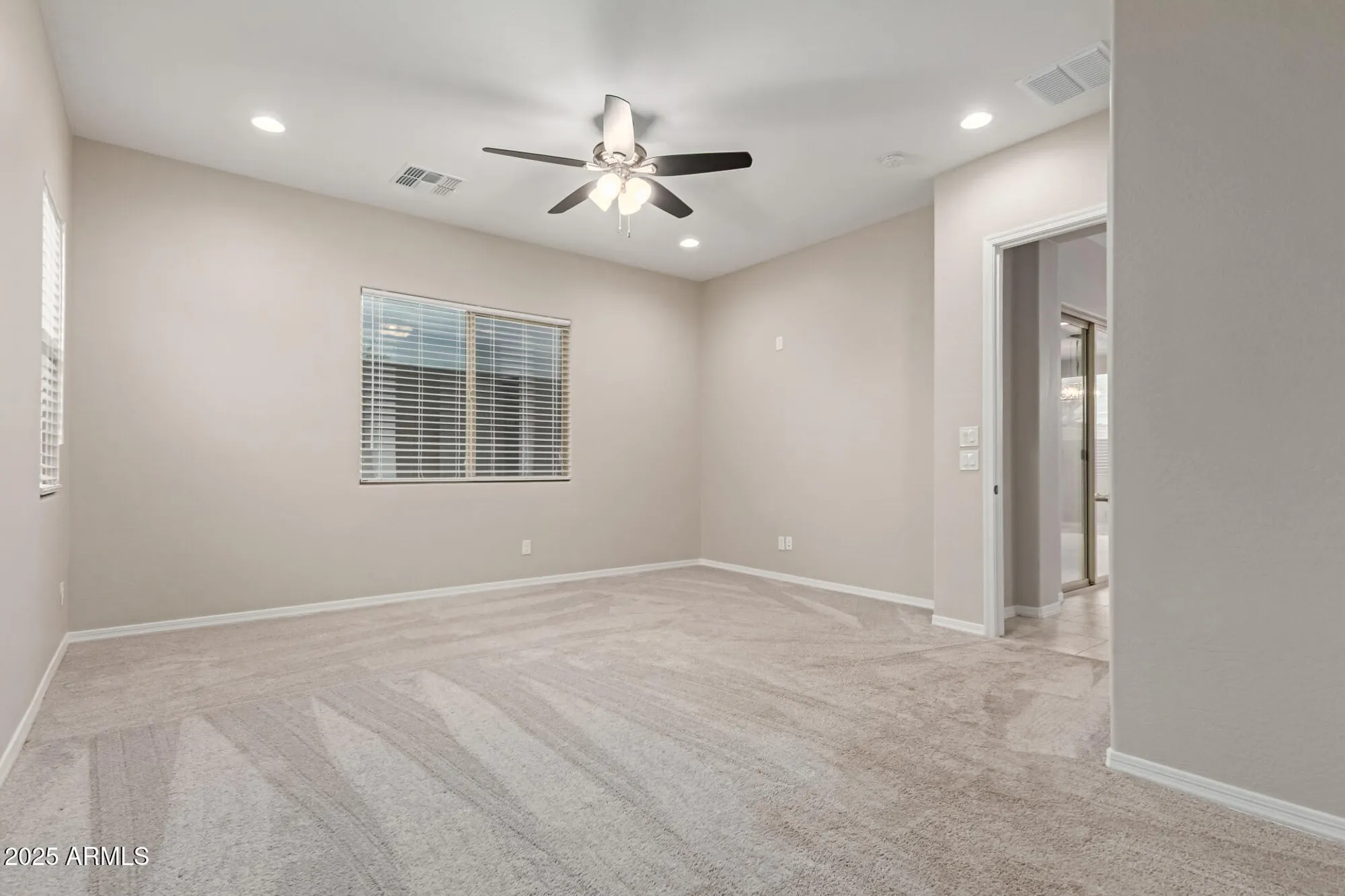 Property Slideshow image 17 of 46 | 15843 s 177th ave, Goodyear, AZ, 85338