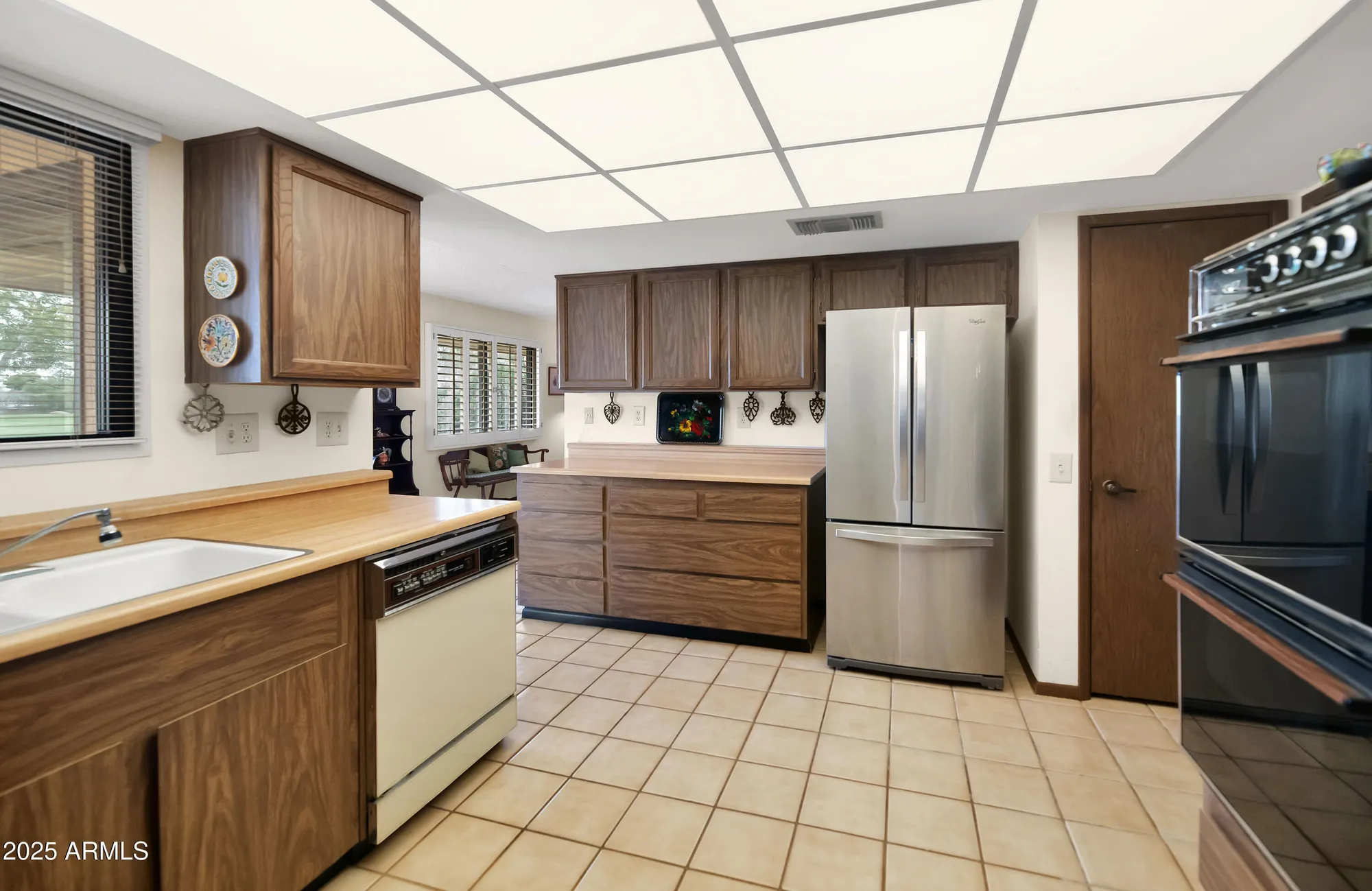 Property Slideshow image 19 of 35 | 12429 w bluestem dr, Sun City West, AZ, 85375