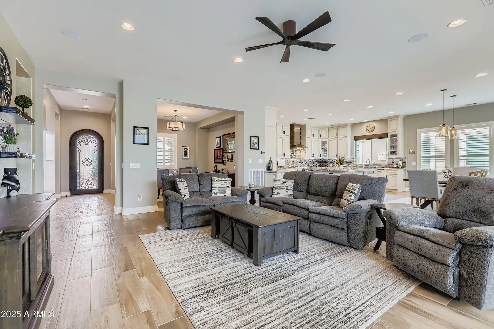 Property Slideshow image 14 of 33 | 198 e orange blossom path, San Tan Valley, AZ, 85140