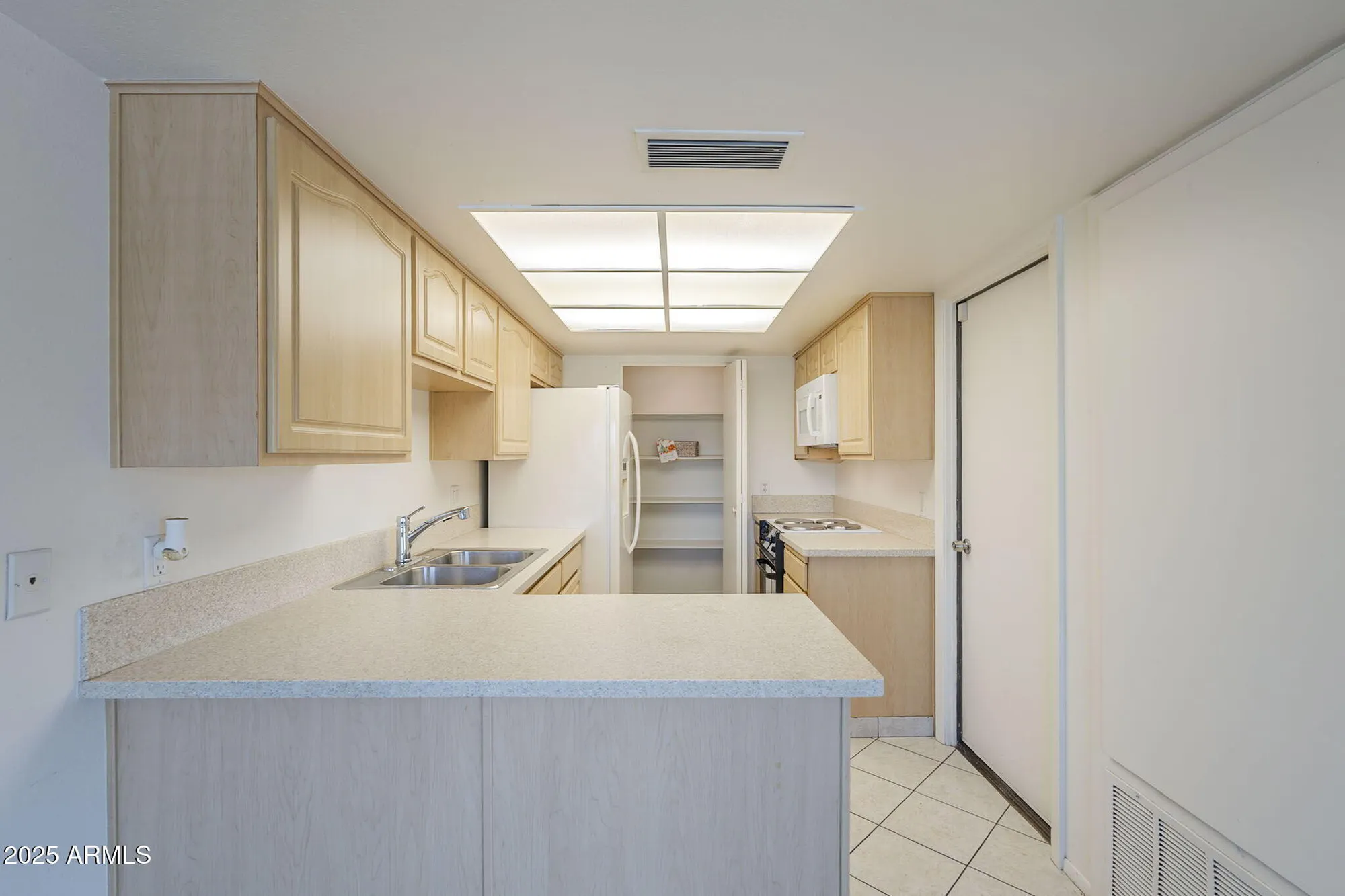 Property Slideshow image 5 of 24 | 174 leisure world, Mesa, AZ, 85206