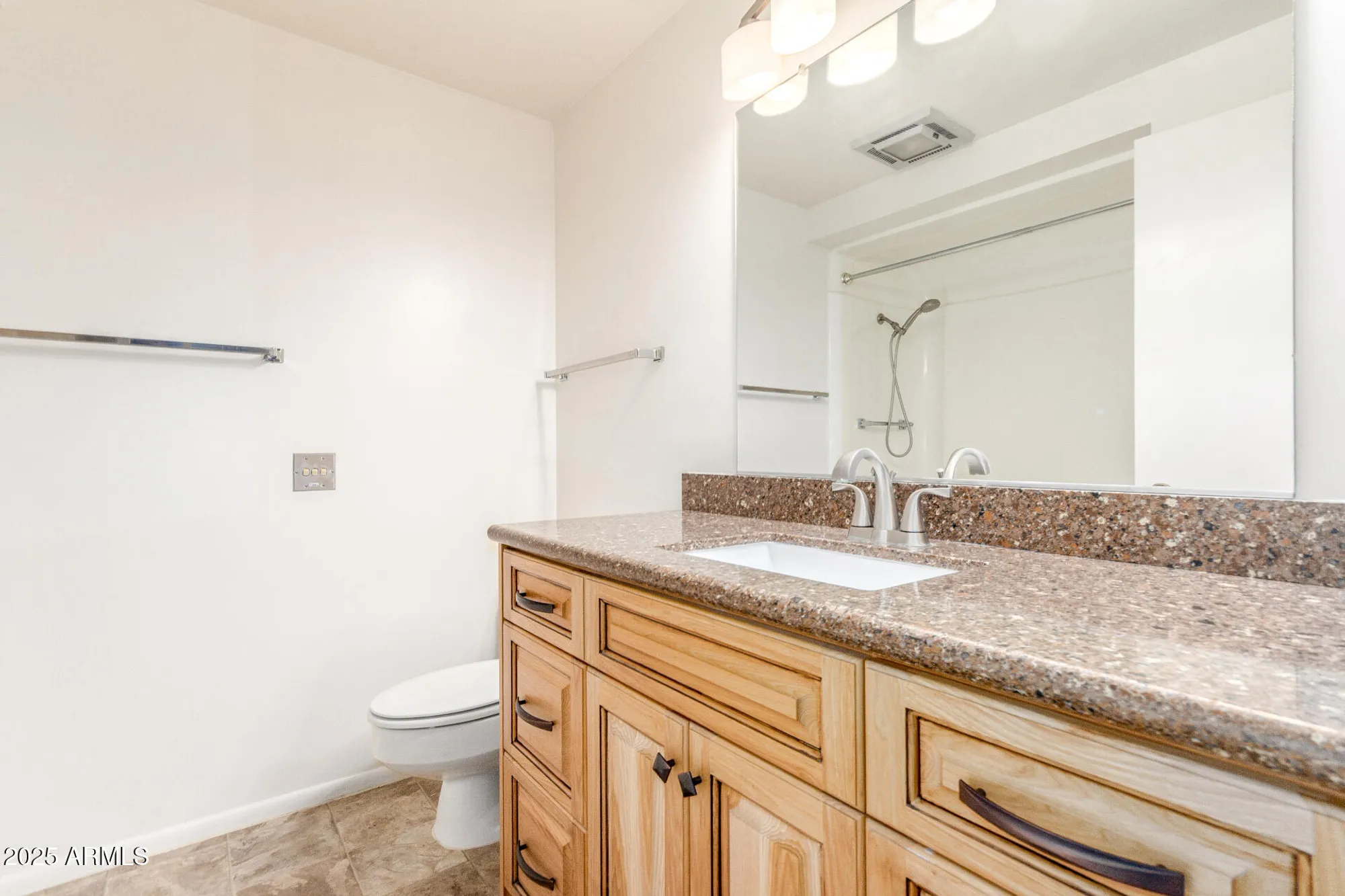 Property Slideshow image 17 of 37 | 9732 w newport dr, Sun City, AZ, 85351