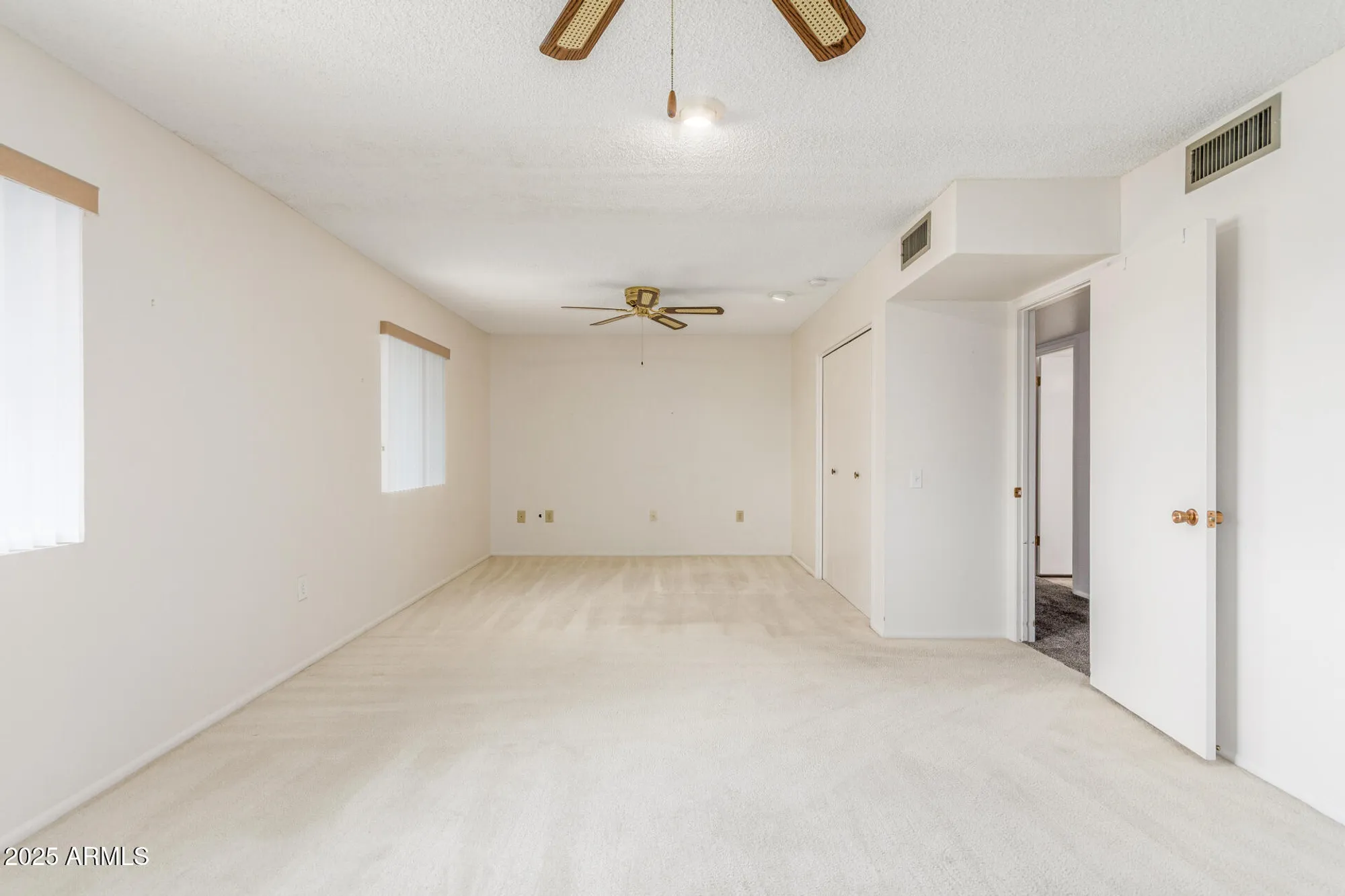 Property Slideshow image 24 of 37 | 9732 w newport dr, Sun City, AZ, 85351