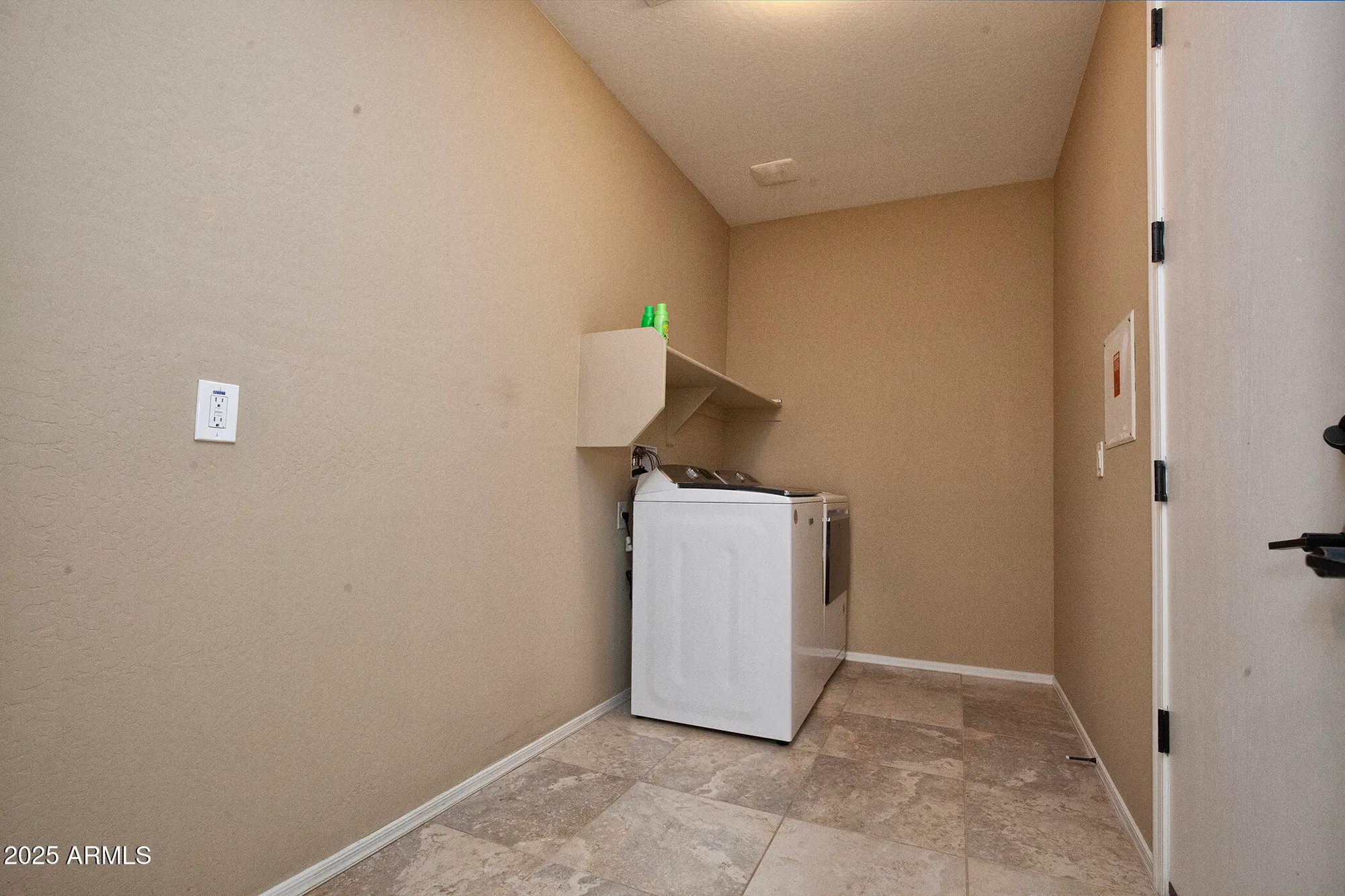 Property Slideshow image 63 of 85 | 21883 n 263rd dr, Buckeye, AZ, 85396