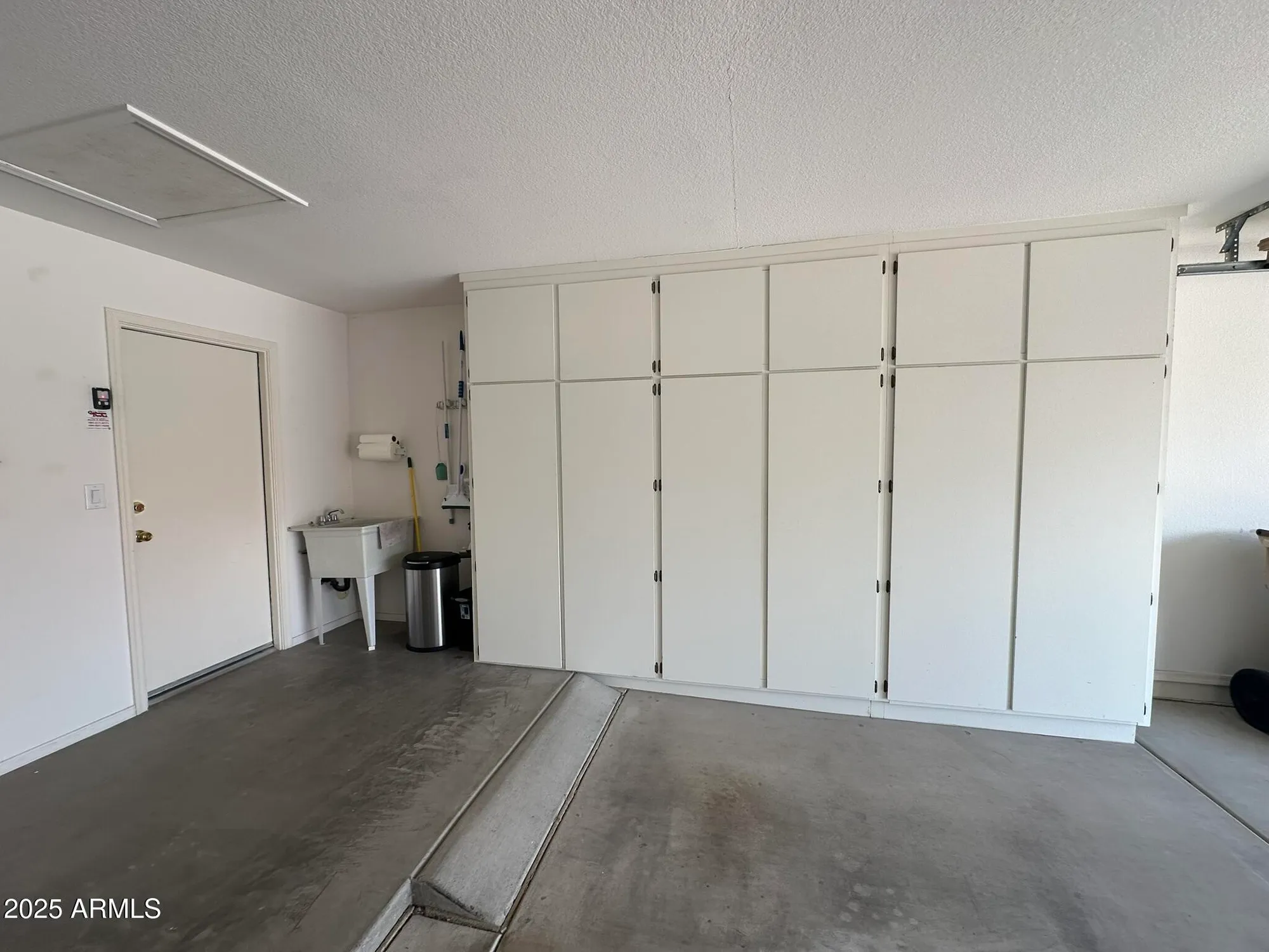 Property Slideshow image 36 of 58 | 9031 e coopers hawk dr, Sun Lakes, AZ, 85248