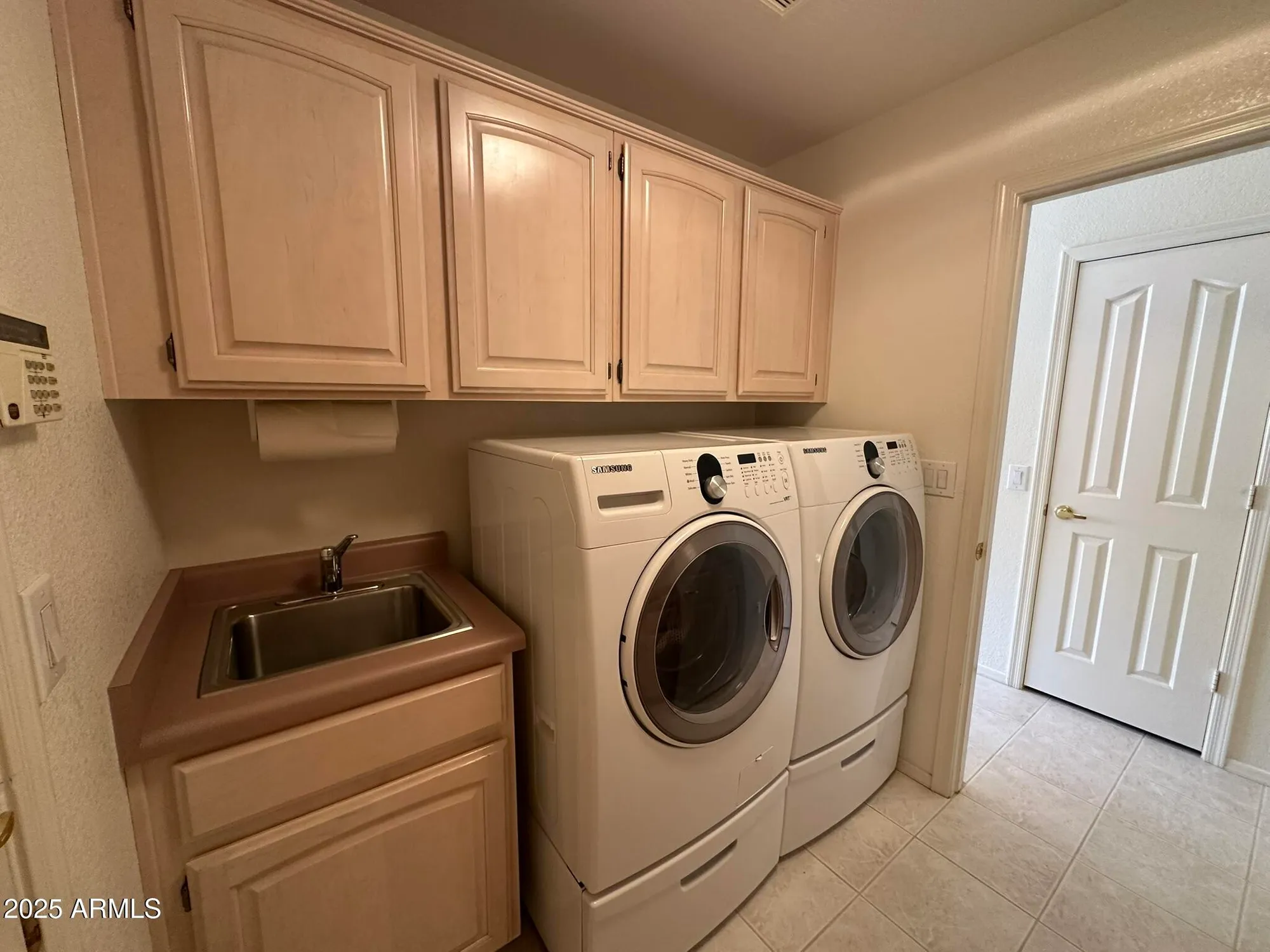 Property Slideshow image 25 of 58 | 9031 e coopers hawk dr, Sun Lakes, AZ, 85248