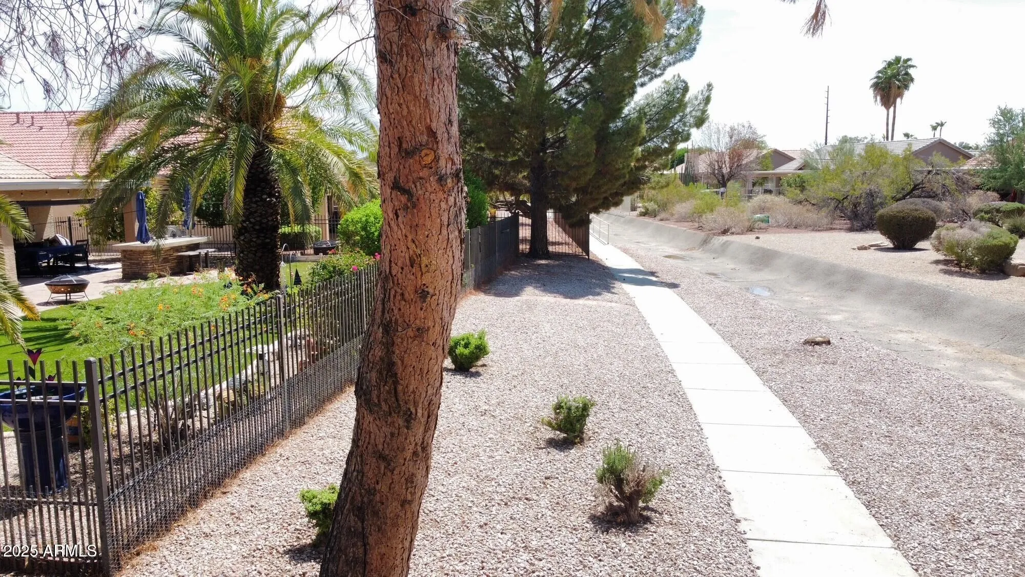 Property Slideshow image 31 of 58 | 9031 e coopers hawk dr, Sun Lakes, AZ, 85248