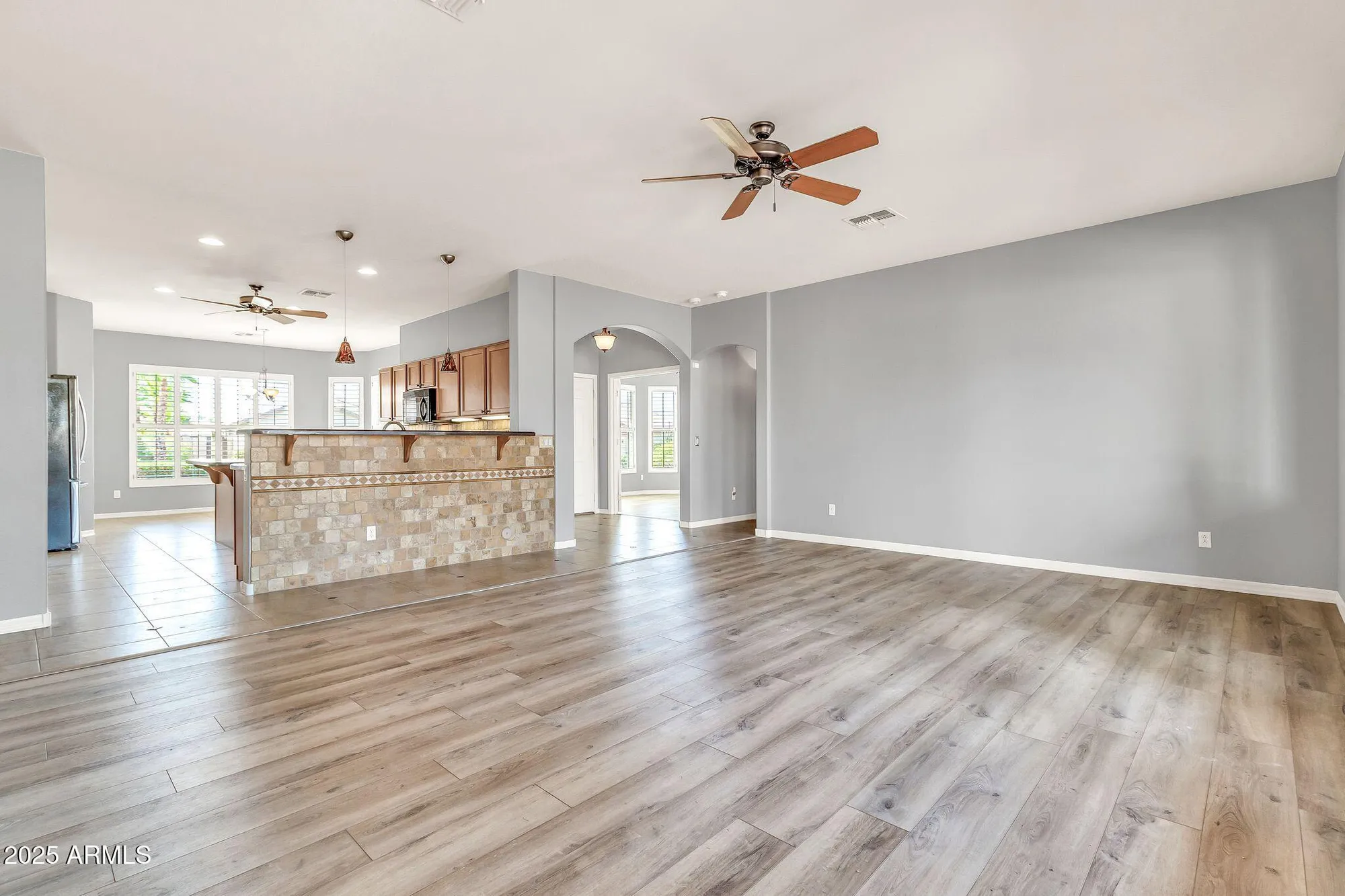 Property Slideshow image 2 of 35 | 3730 e colonial dr, Chandler, AZ, 85249