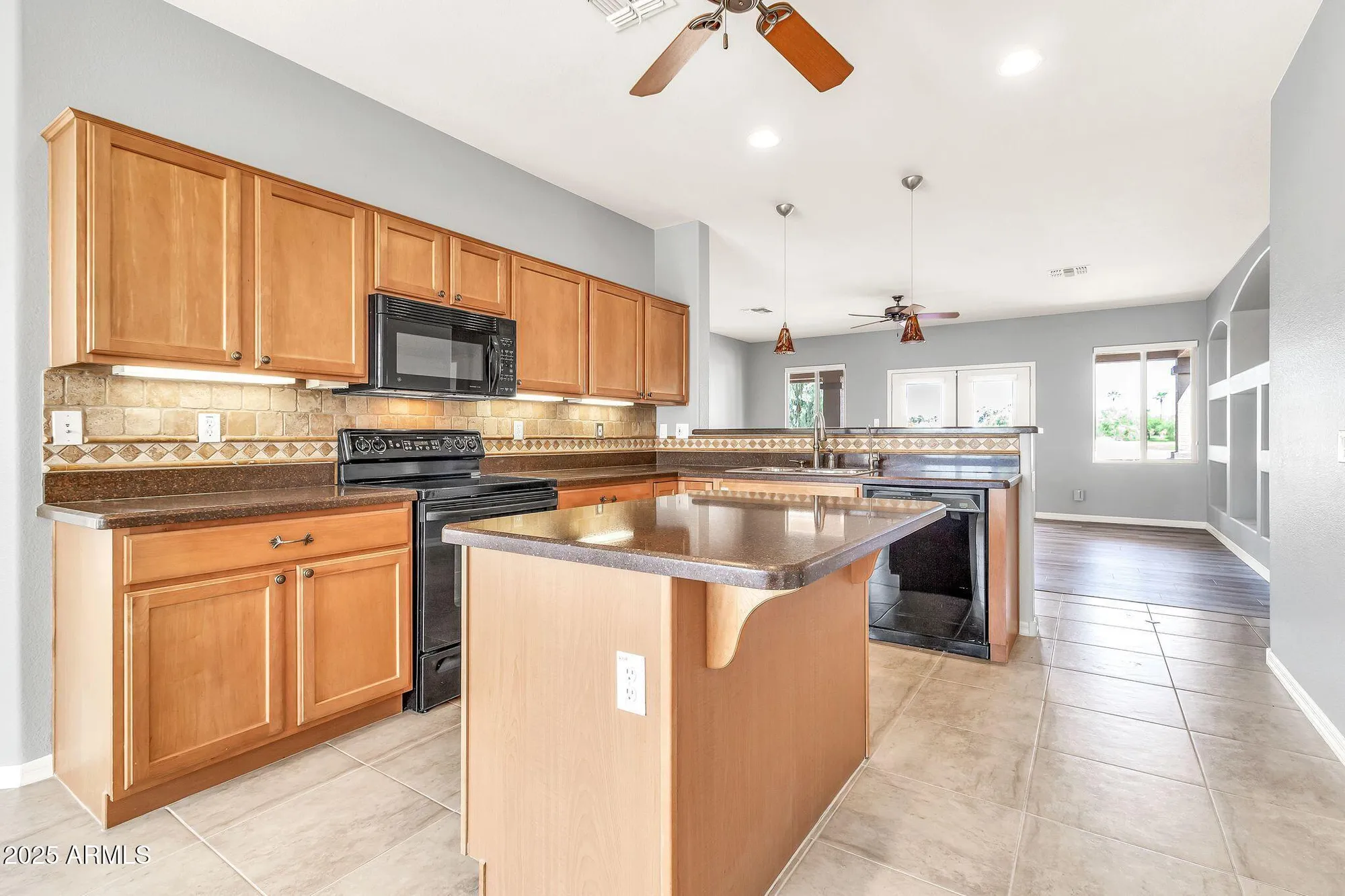 Property Slideshow image 15 of 35 | 3730 e colonial dr, Chandler, AZ, 85249