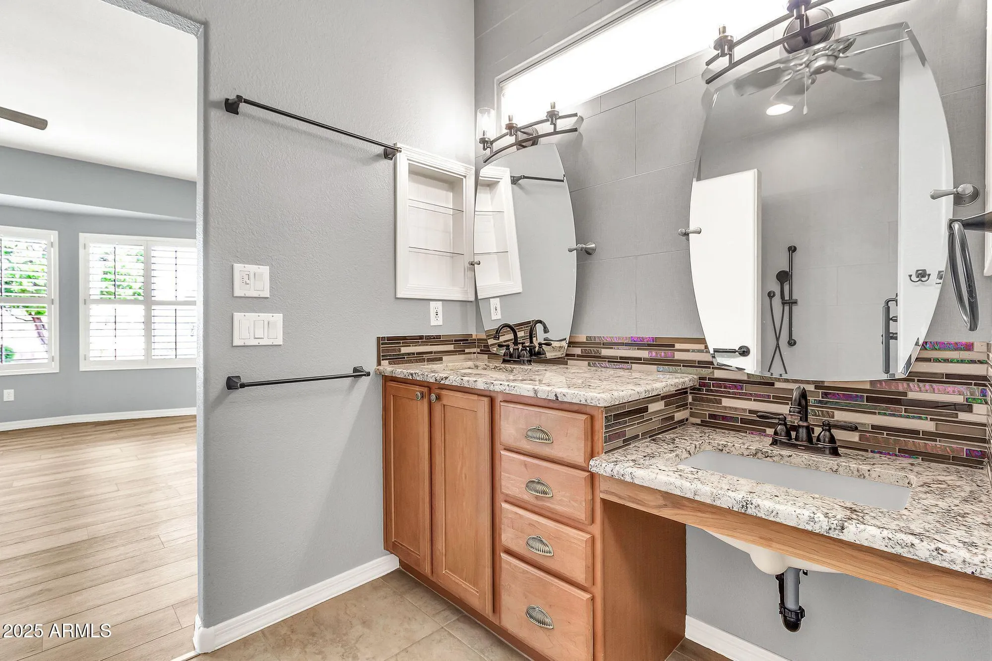 Property Slideshow image 20 of 35 | 3730 e colonial dr, Chandler, AZ, 85249