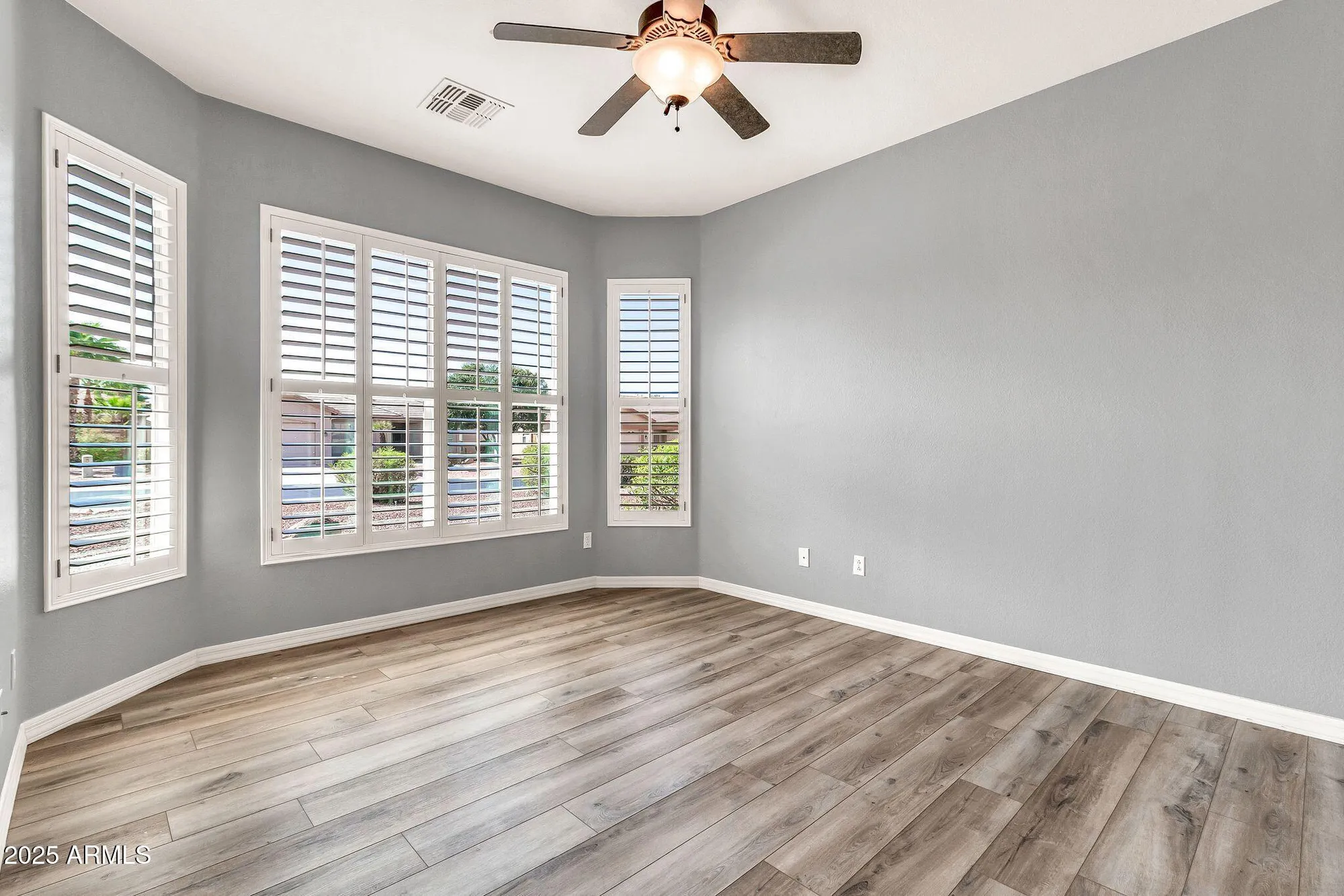 Property Slideshow image 18 of 35 | 3730 e colonial dr, Chandler, AZ, 85249