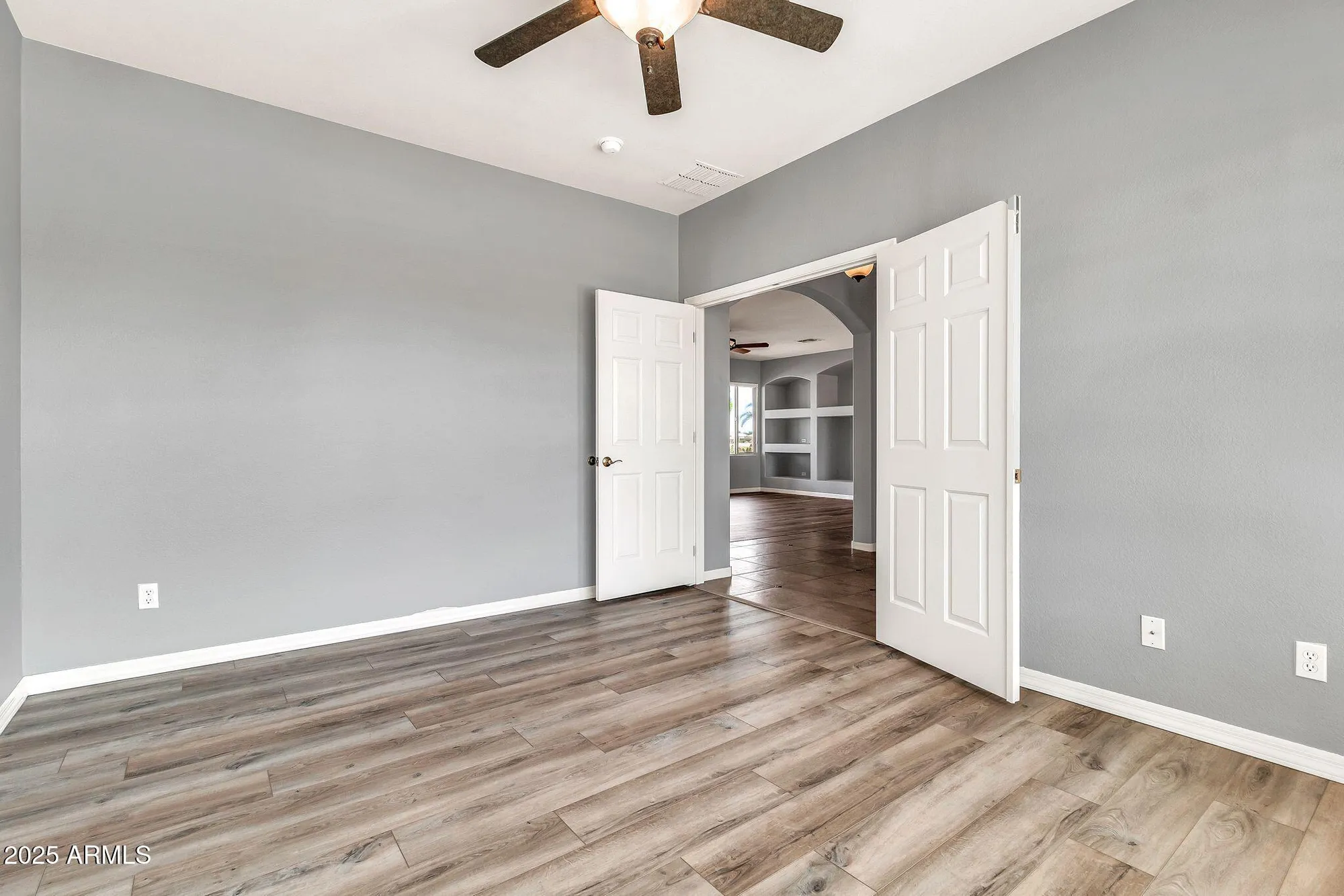 Property Slideshow image 25 of 35 | 3730 e colonial dr, Chandler, AZ, 85249