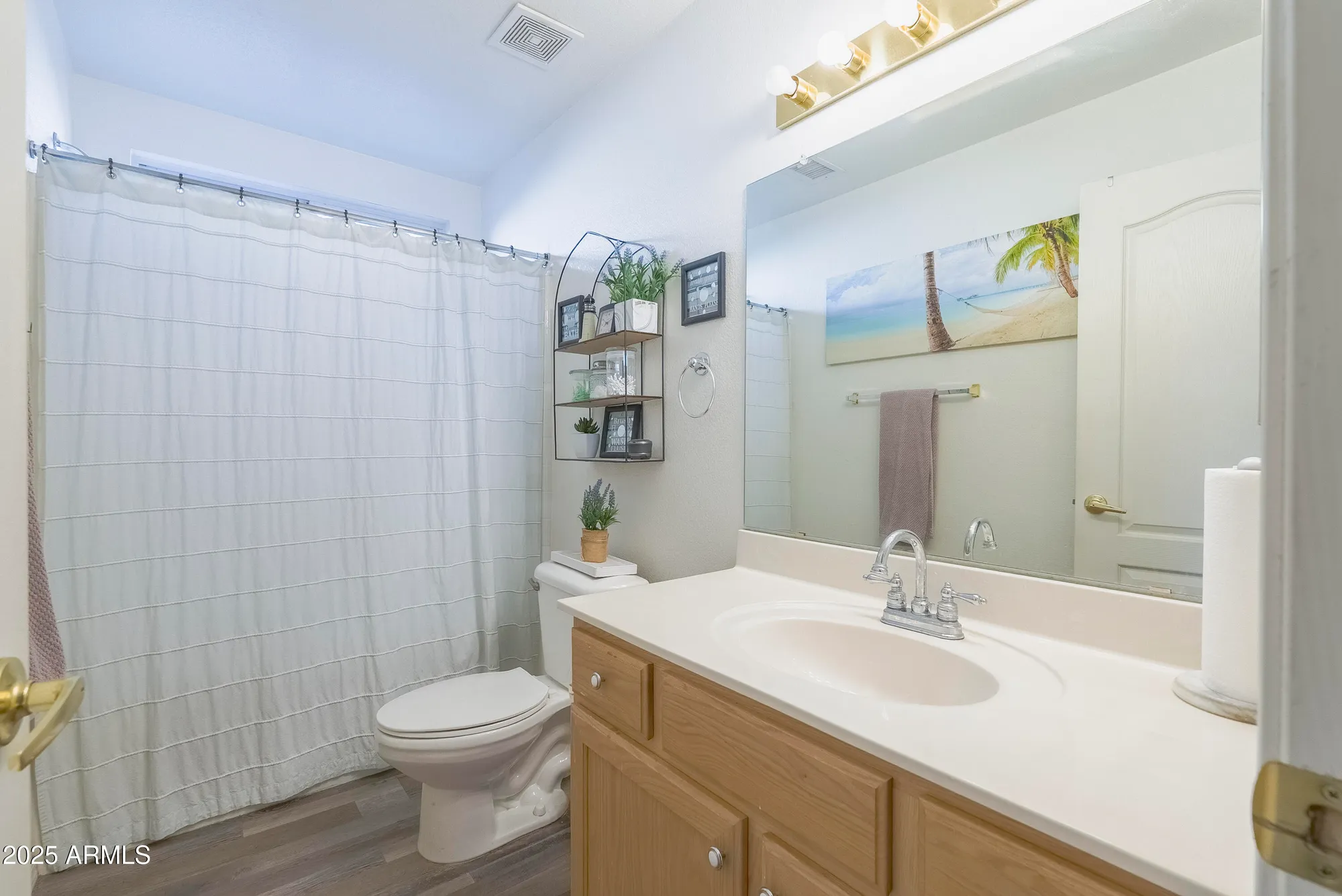 Property Slideshow image 14 of 36 | 10528 w potter dr, Peoria, AZ, 85382