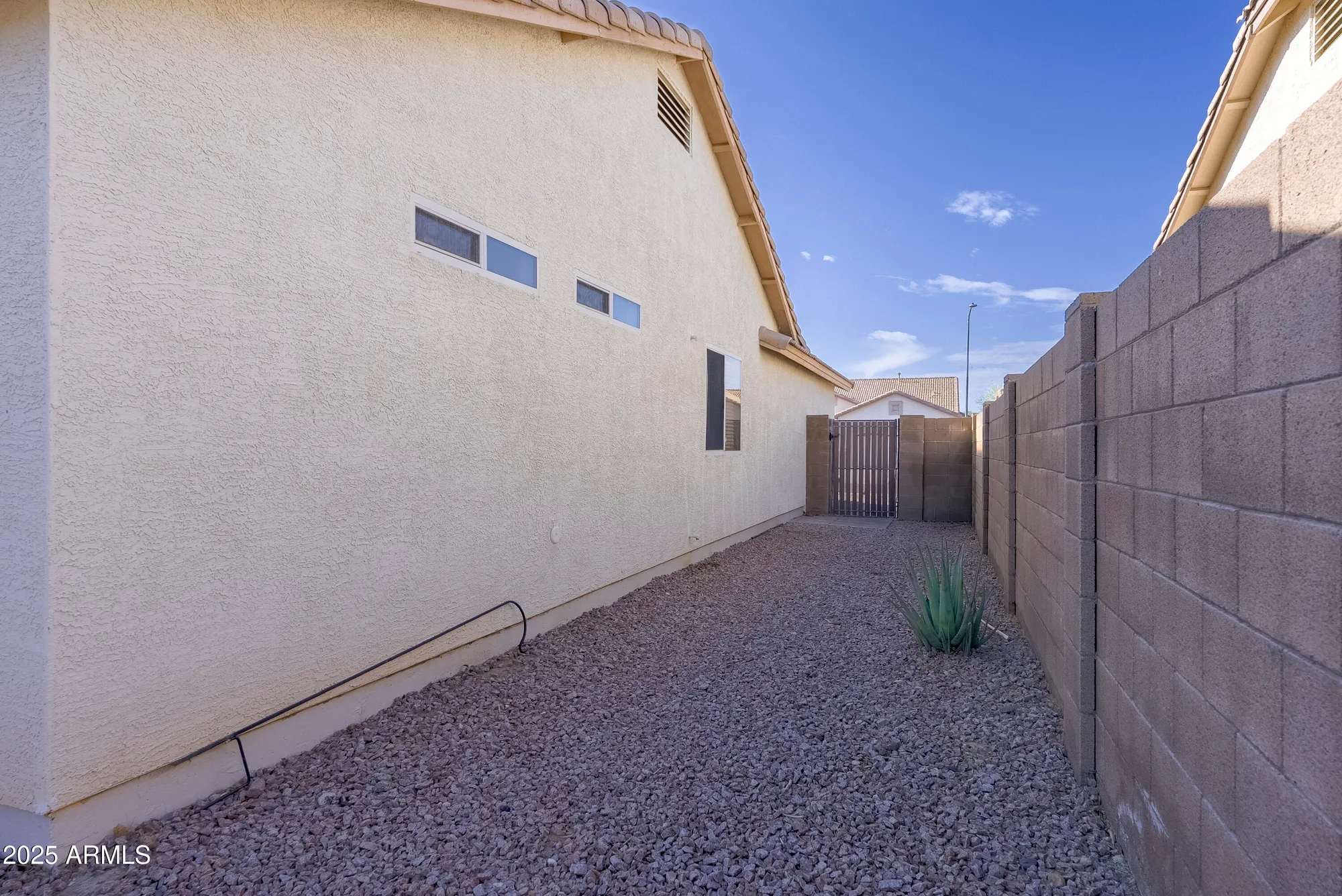 Property Slideshow image 23 of 36 | 10528 w potter dr, Peoria, AZ, 85382