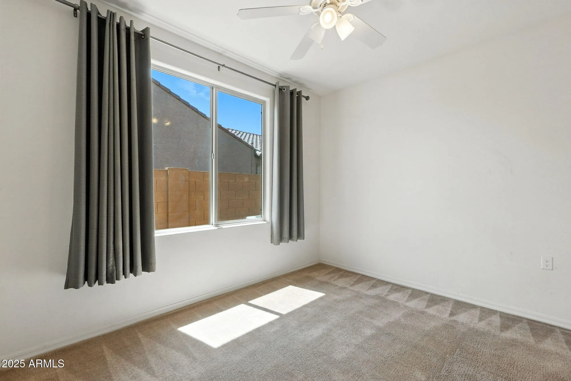 Property Slideshow image 27 of 35 | 15808 n 109th dr, Sun City, AZ, 85351