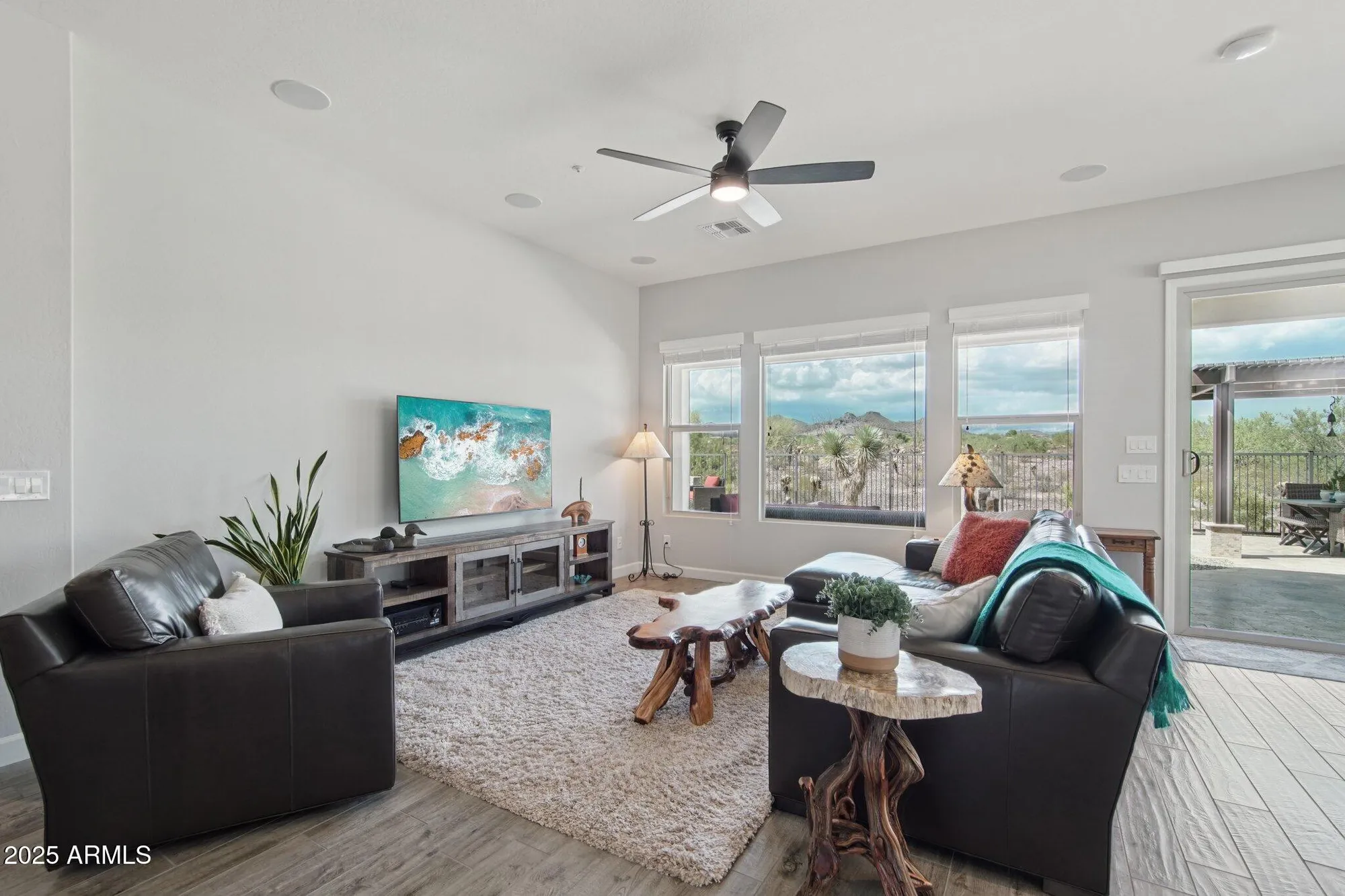 Property Slideshow image 10 of 54 | 13386 w montansoro ln, Peoria, AZ, 85383