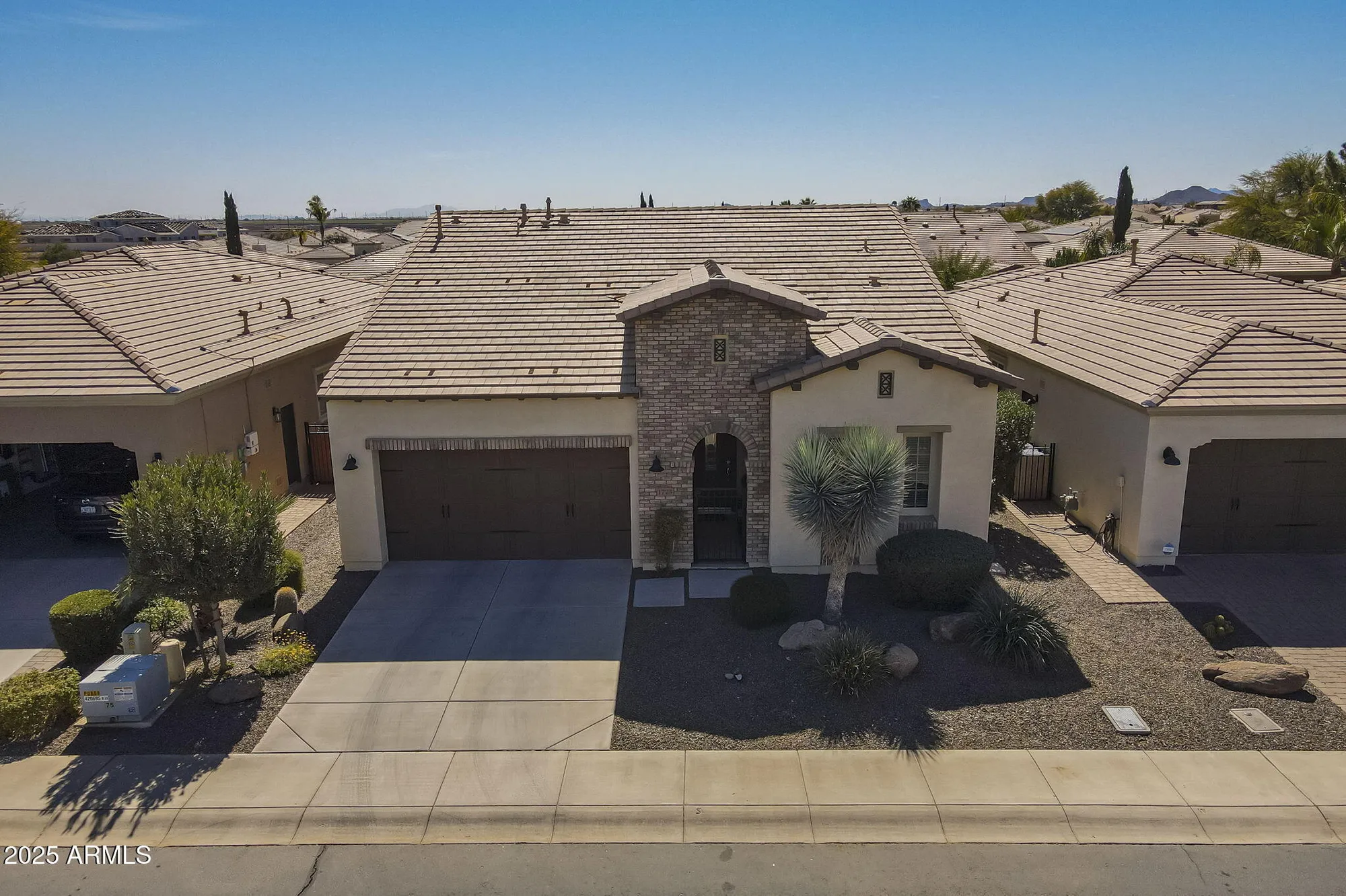 Property Slideshow image 1 of 38 | 1775 e tangelo pl, Queen Creek, AZ, 85140