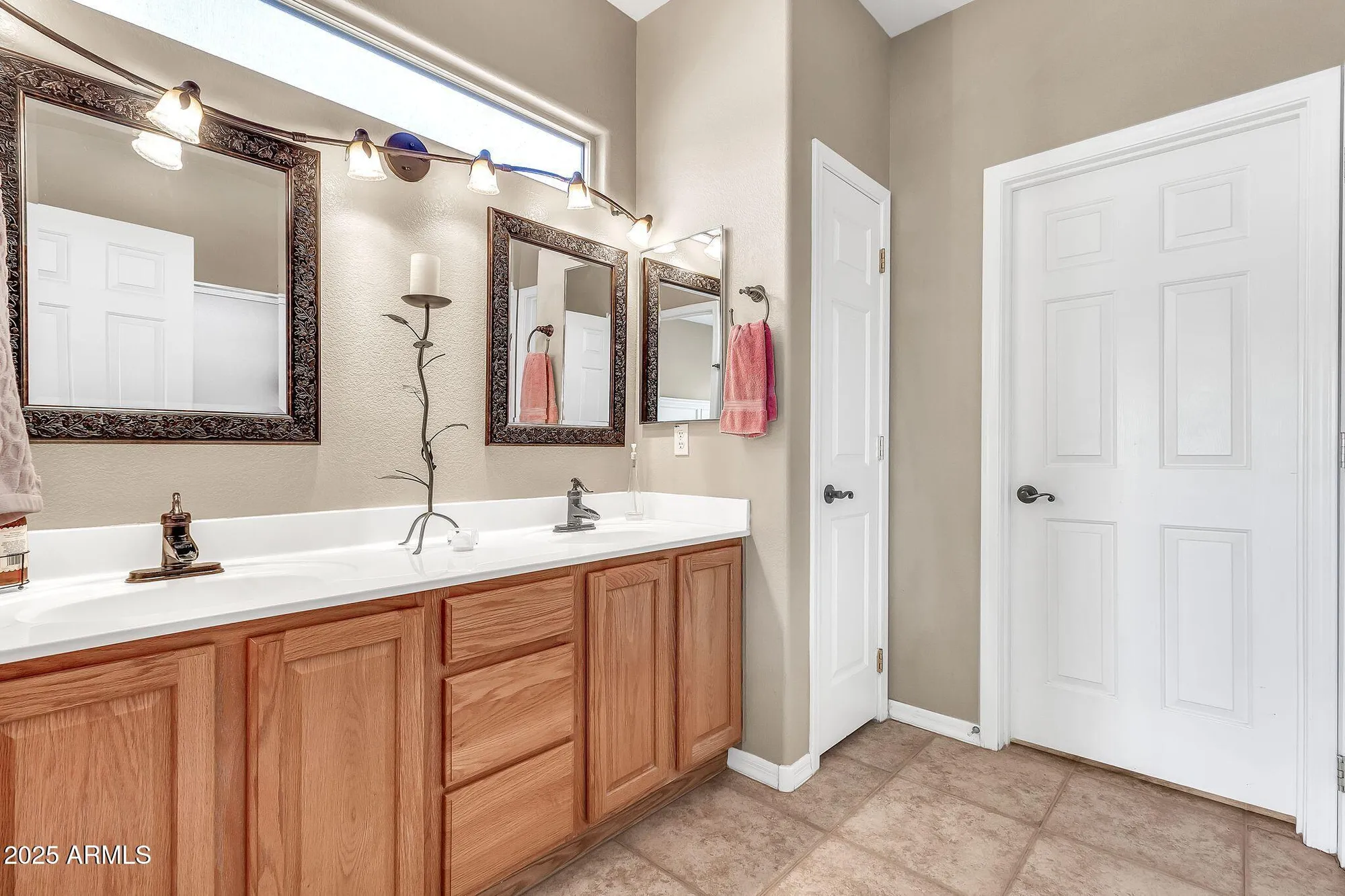 Property Slideshow image 20 of 38 | 3929 e peach tree dr, Chandler, AZ, 85249