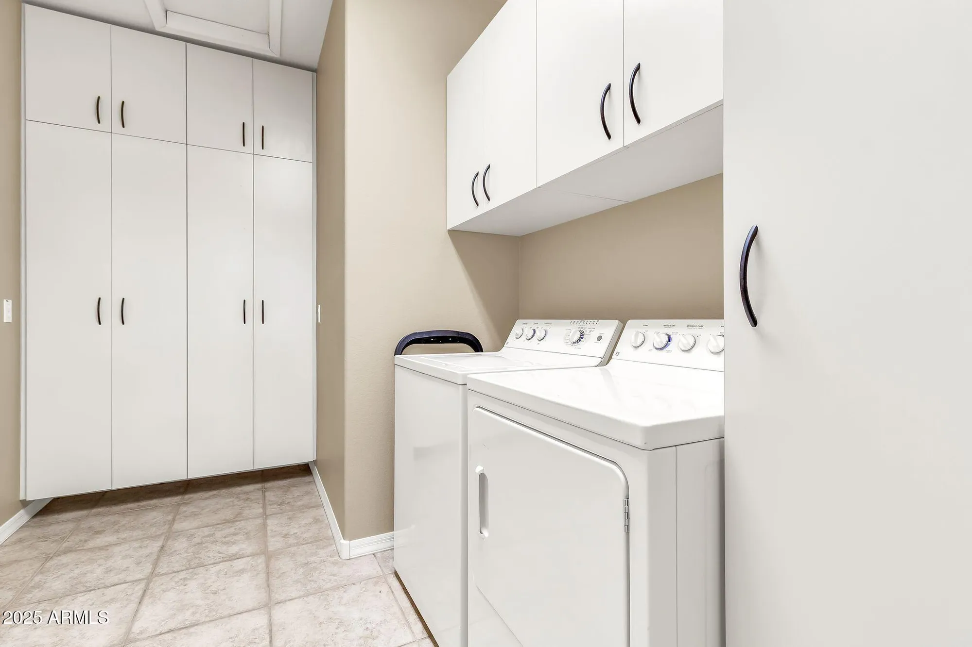 Property Slideshow image 36 of 38 | 3929 e peach tree dr, Chandler, AZ, 85249