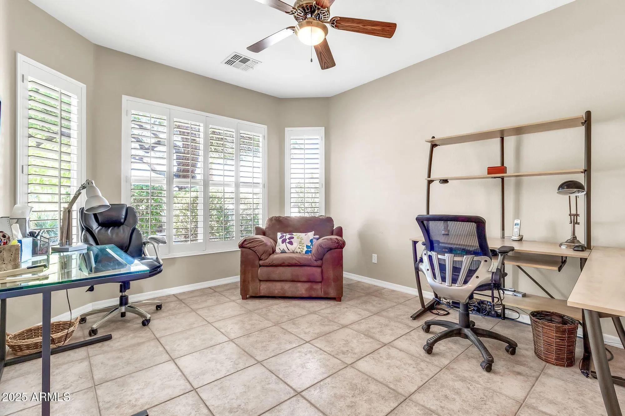 Property Slideshow image 24 of 38 | 3929 e peach tree dr, Chandler, AZ, 85249