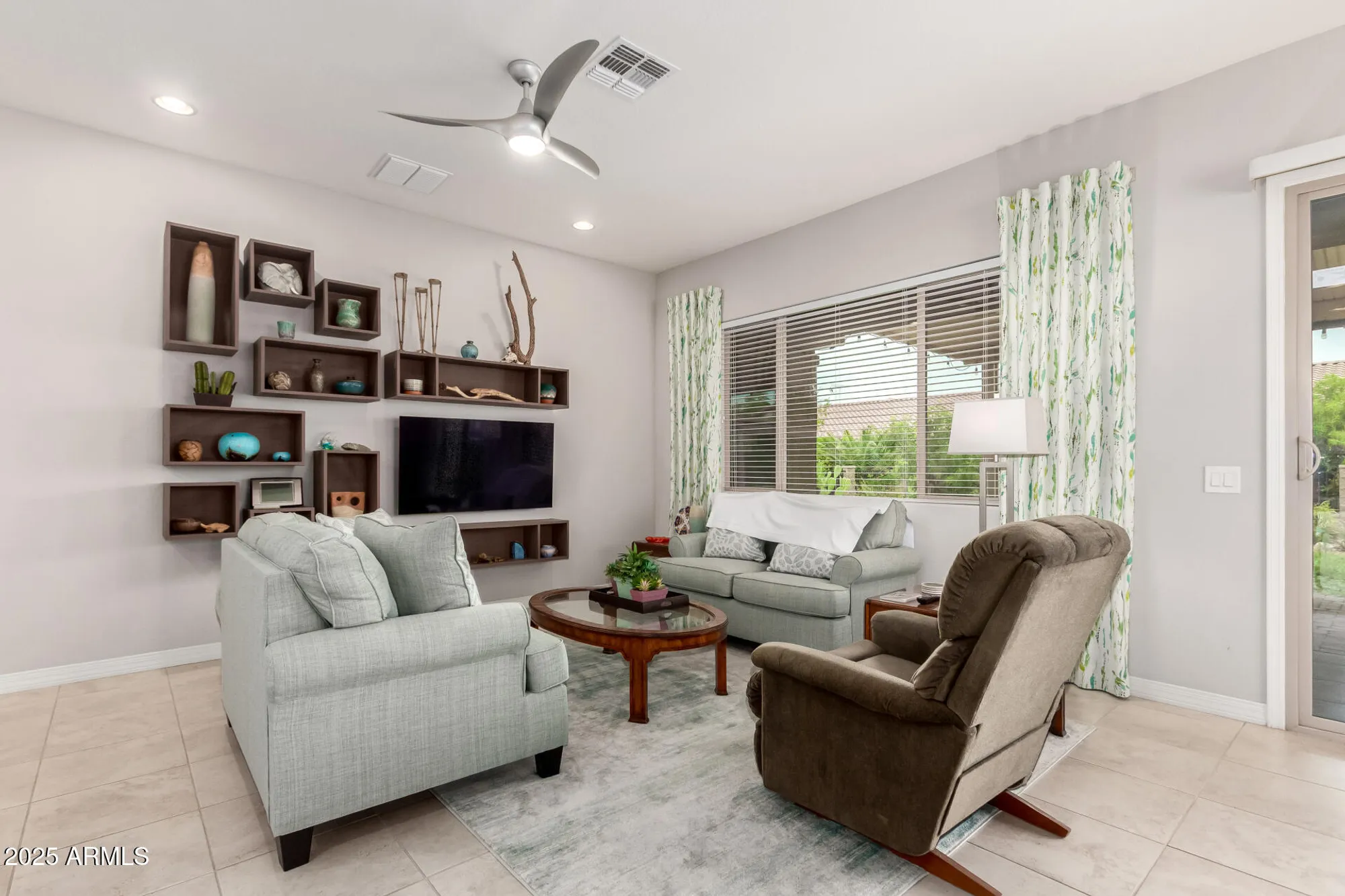 Property Slideshow image 13 of 45 | 354 n marcos ct, Casa Grande, AZ, 85194