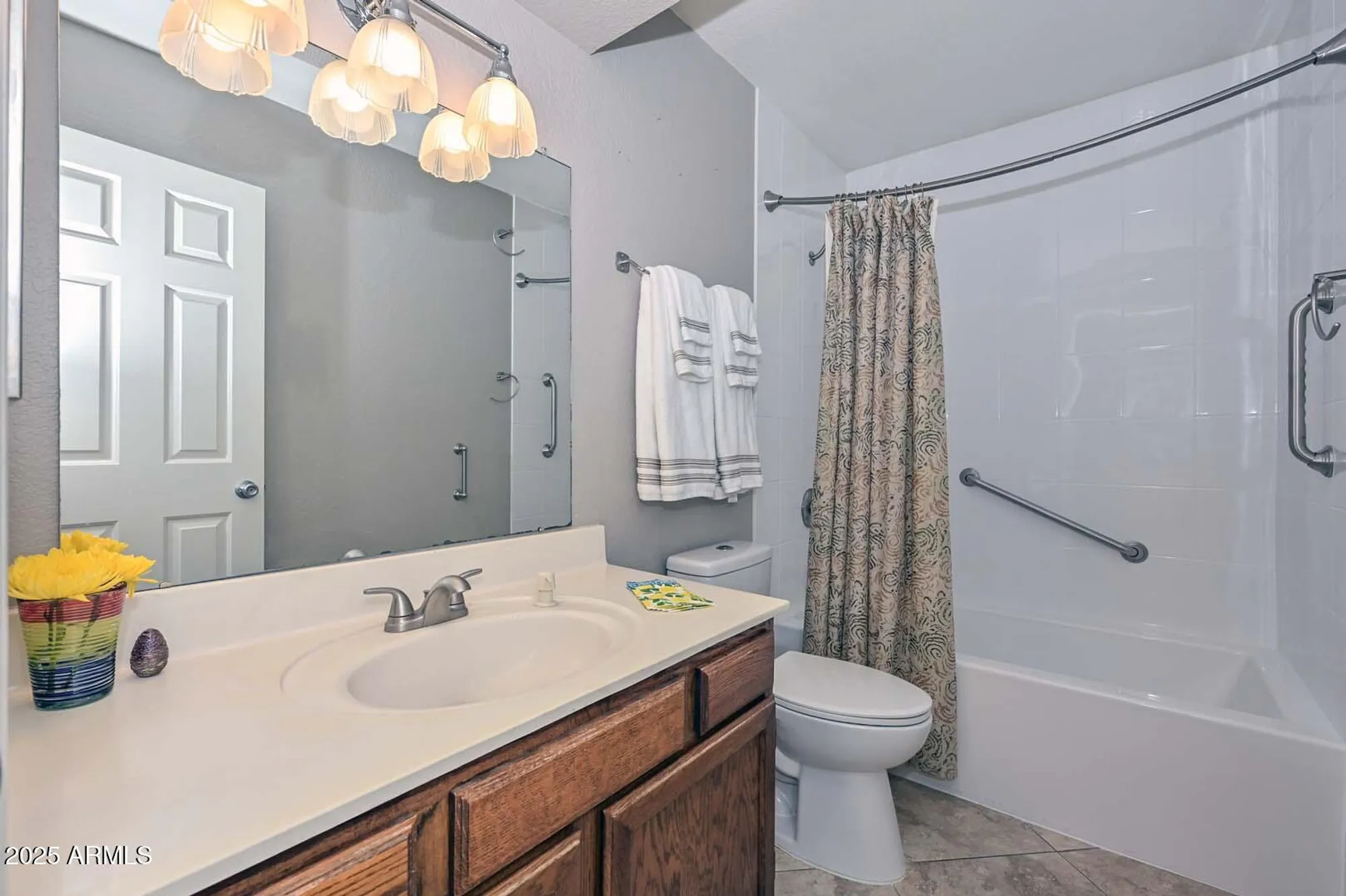 Property Slideshow image 10 of 32 | 9441 w morrow dr, Peoria, AZ, 85382