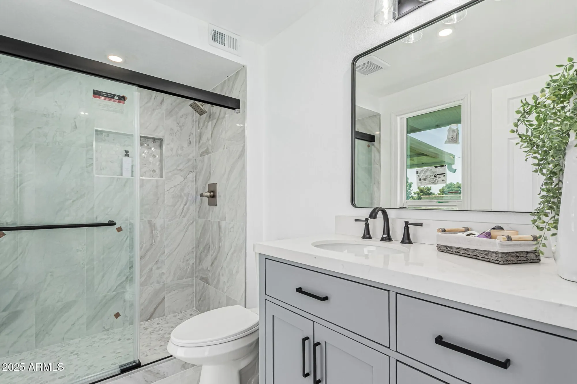 Property Slideshow image 27 of 38 | 15401 n cameo dr, Sun City, AZ, 85351