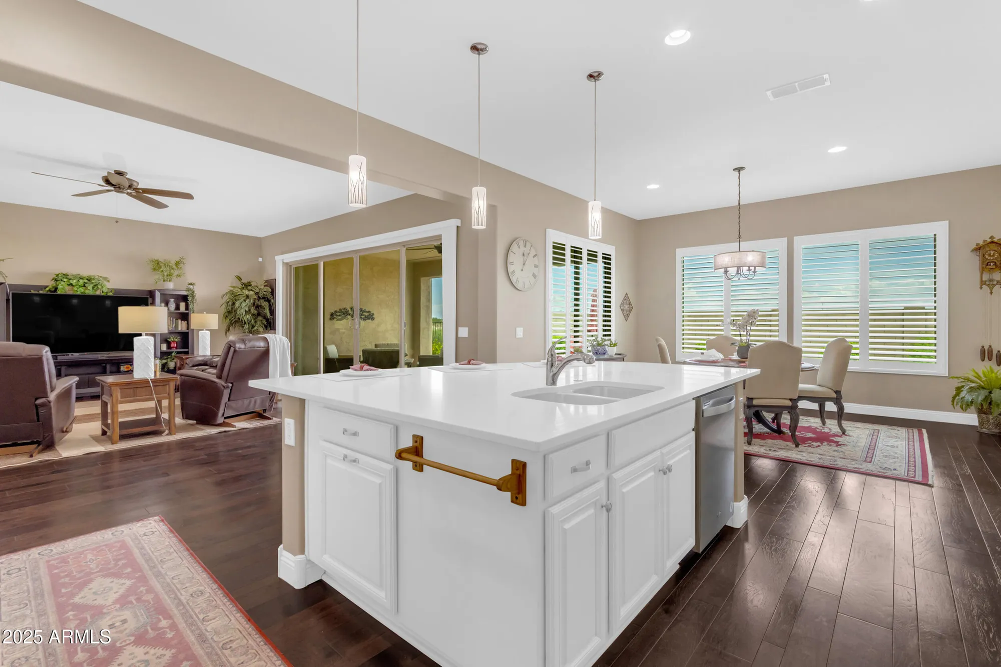 Property Slideshow image 5 of 80 | 5942 w cactus wren way, Florence, AZ, 85132