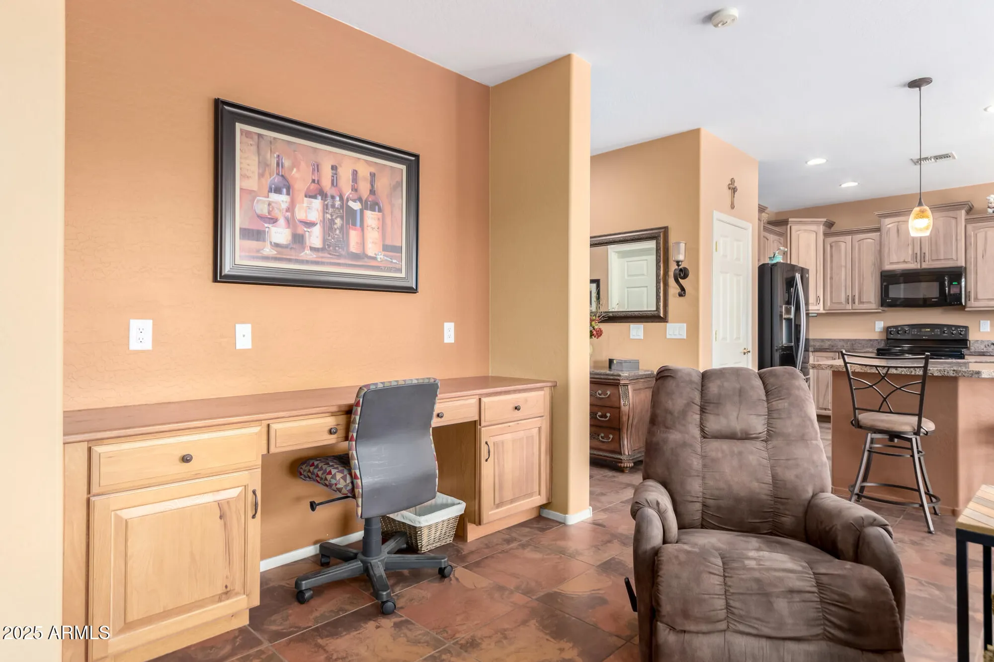 Property Slideshow image 9 of 77 | 42621 w heavenly pl, Maricopa, AZ, 85138