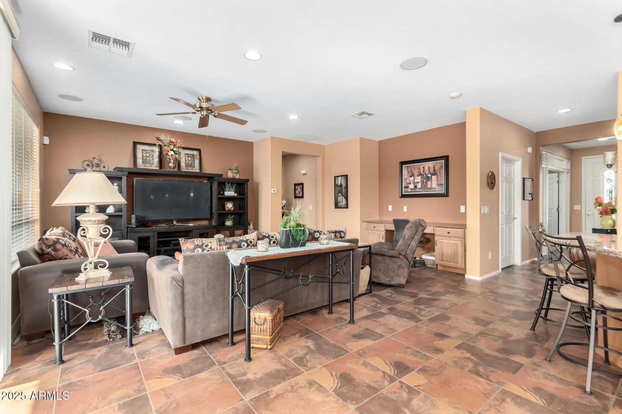 Property Slideshow image 10 of 77 | 42621 w heavenly pl, Maricopa, AZ, 85138