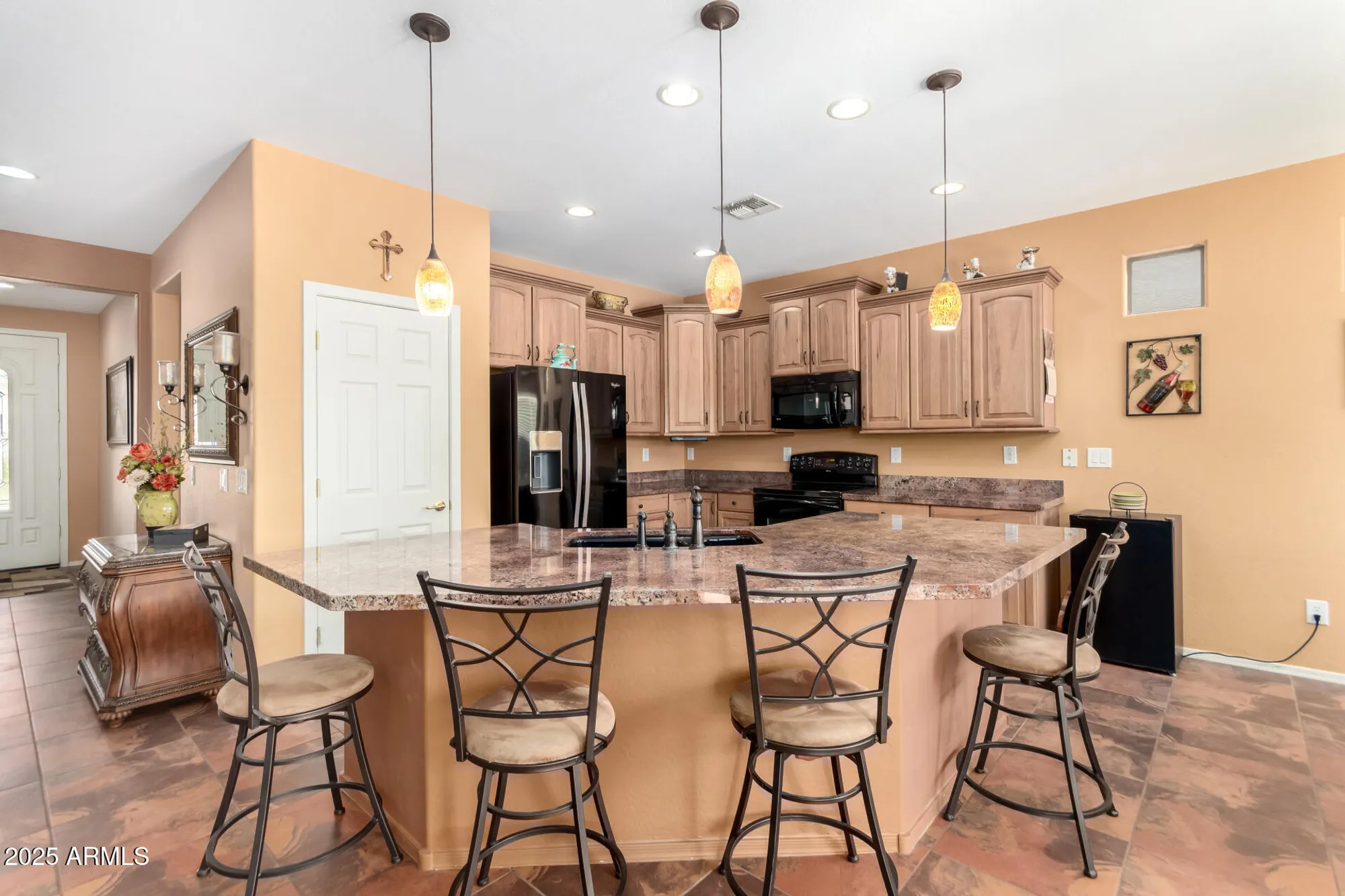 Property Slideshow image 14 of 77 | 42621 w heavenly pl, Maricopa, AZ, 85138