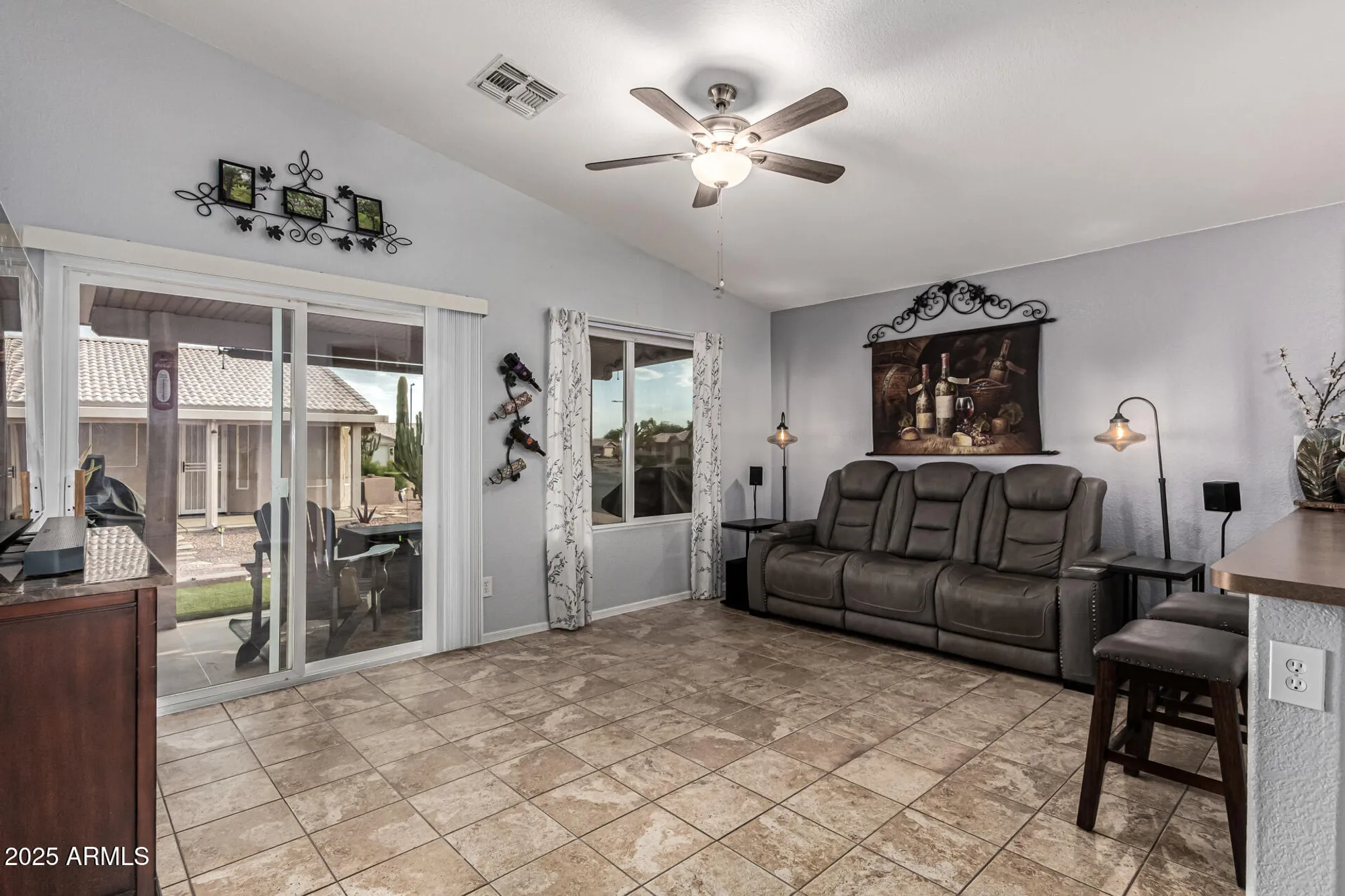 Property Slideshow image 9 of 54 | 1361 e torrey pines ln, Chandler, AZ, 85249