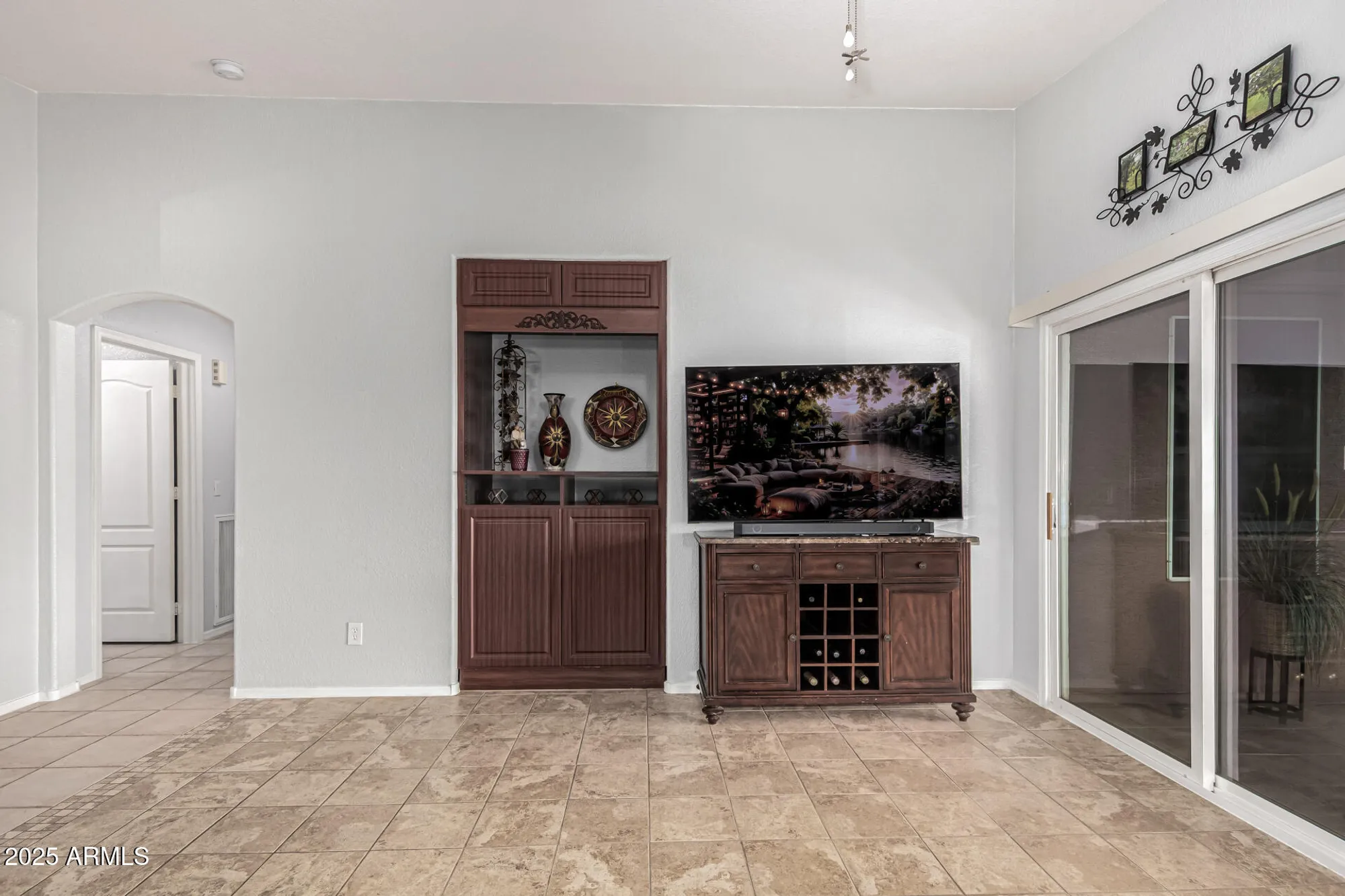 Property Slideshow image 11 of 54 | 1361 e torrey pines ln, Chandler, AZ, 85249