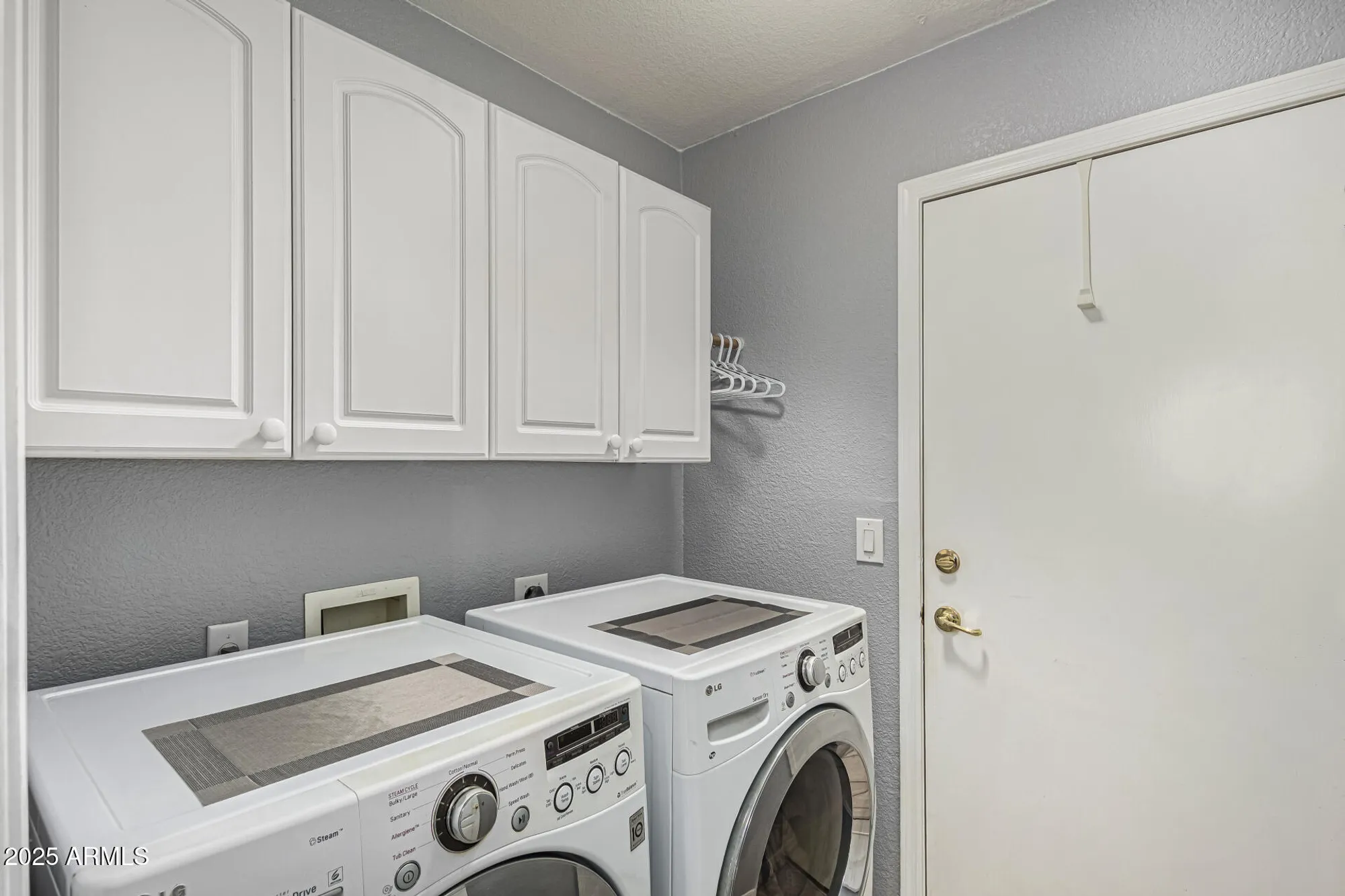 Property Slideshow image 29 of 54 | 1361 e torrey pines ln, Chandler, AZ, 85249