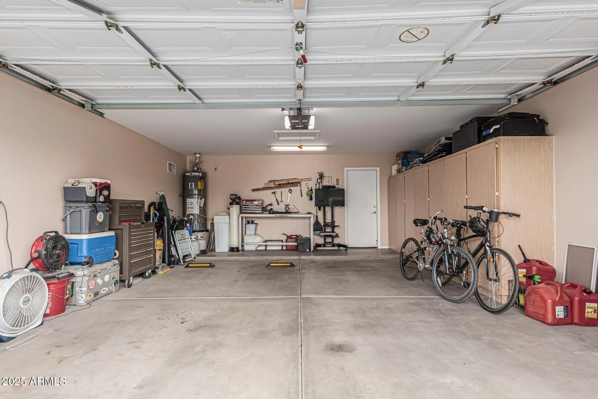 Property Slideshow image 30 of 54 | 1361 e torrey pines ln, Chandler, AZ, 85249