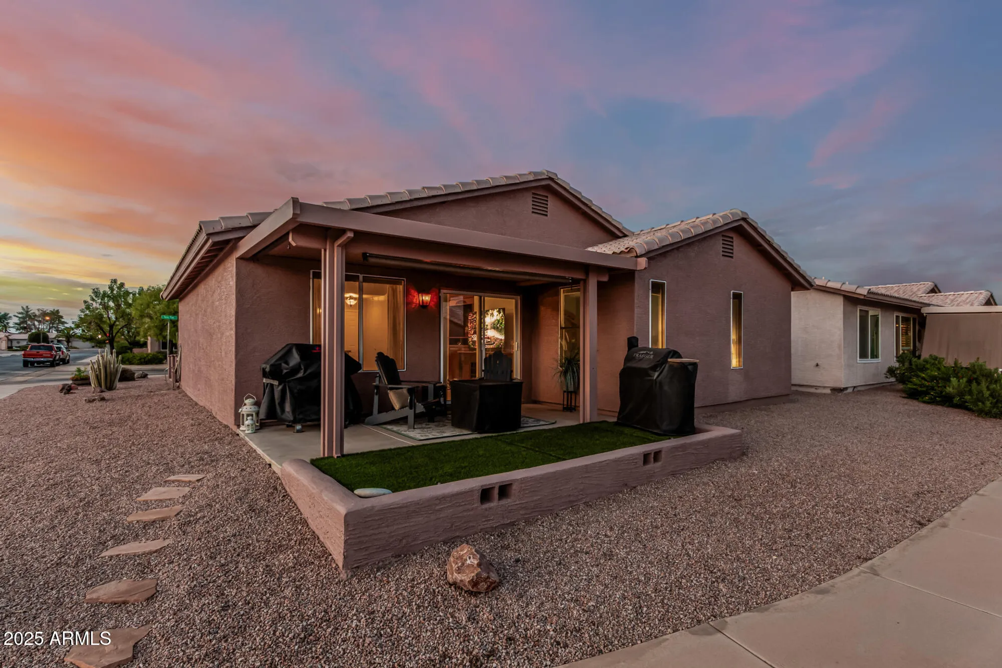 Property Slideshow image 32 of 54 | 1361 e torrey pines ln, Chandler, AZ, 85249