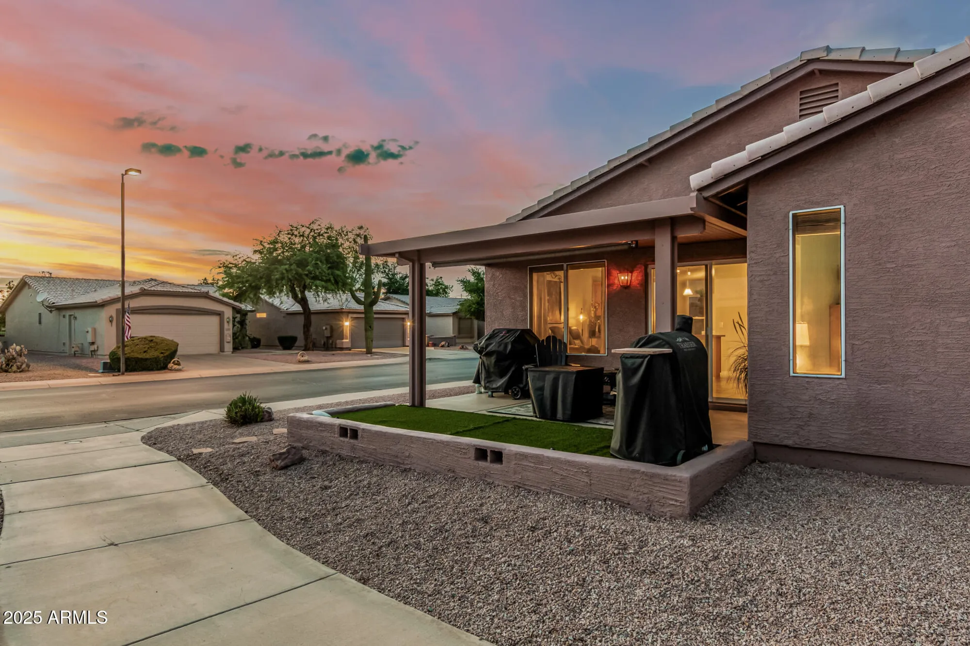 Property Slideshow image 34 of 54 | 1361 e torrey pines ln, Chandler, AZ, 85249