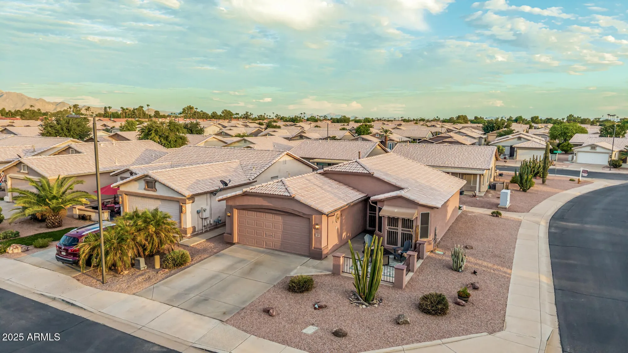 Property Slideshow image 40 of 54 | 1361 e torrey pines ln, Chandler, AZ, 85249