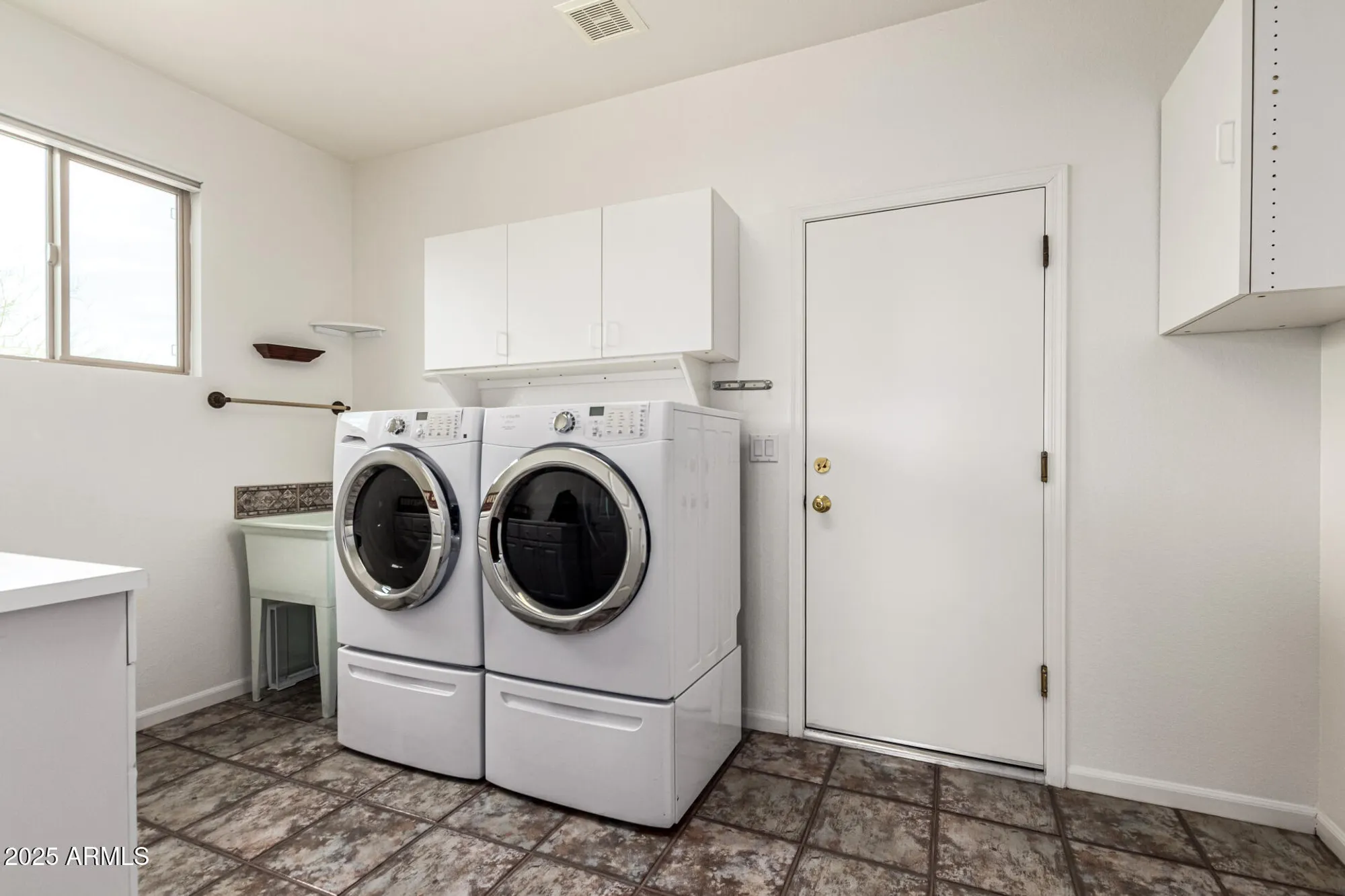 Property Slideshow image 26 of 57 | 5217 s crested saguaro ln, Gold Canyon, AZ, 85118