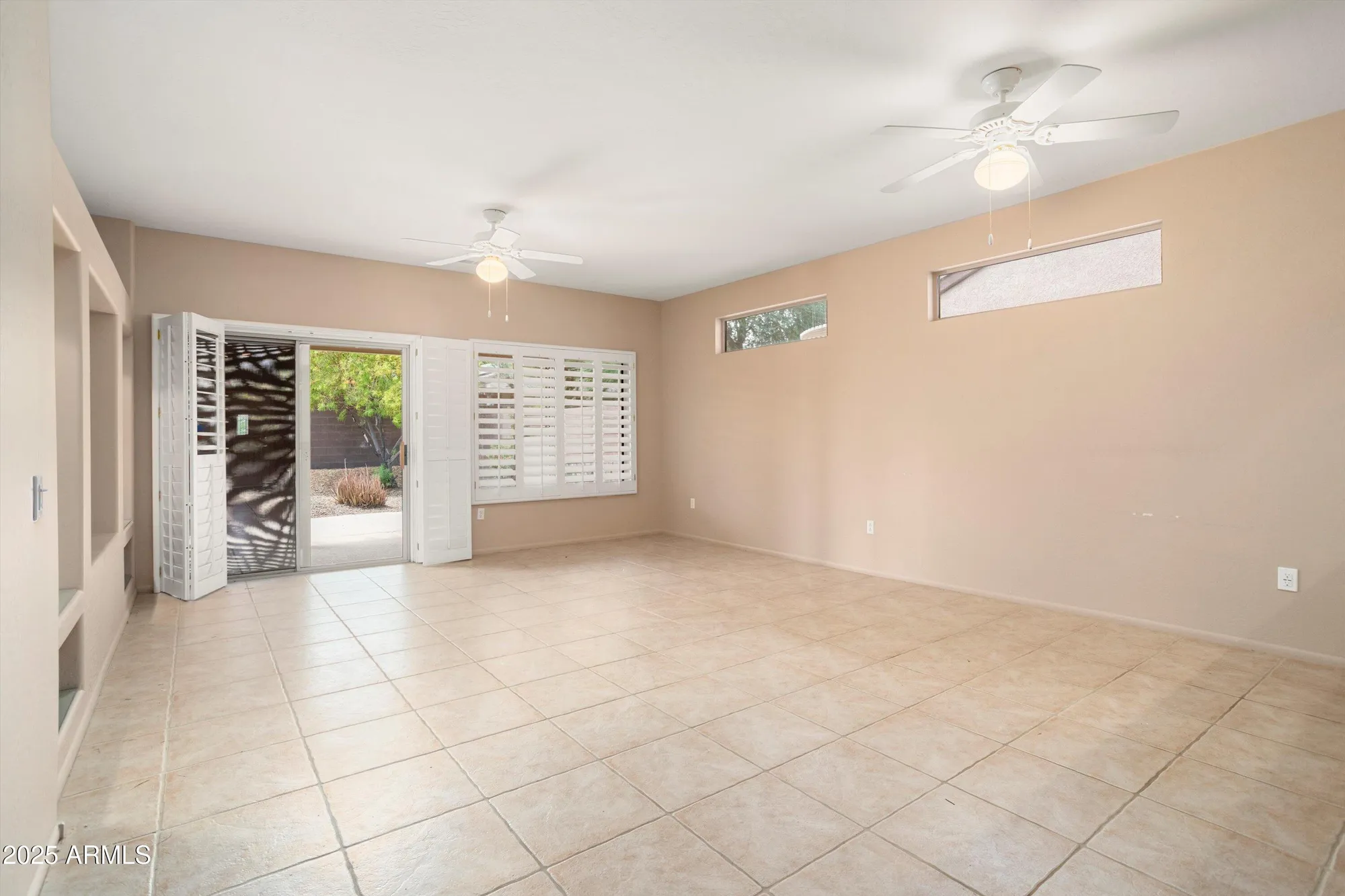 Property Slideshow image 7 of 30 | 18522 n borgata dr, Surprise, AZ, 85374