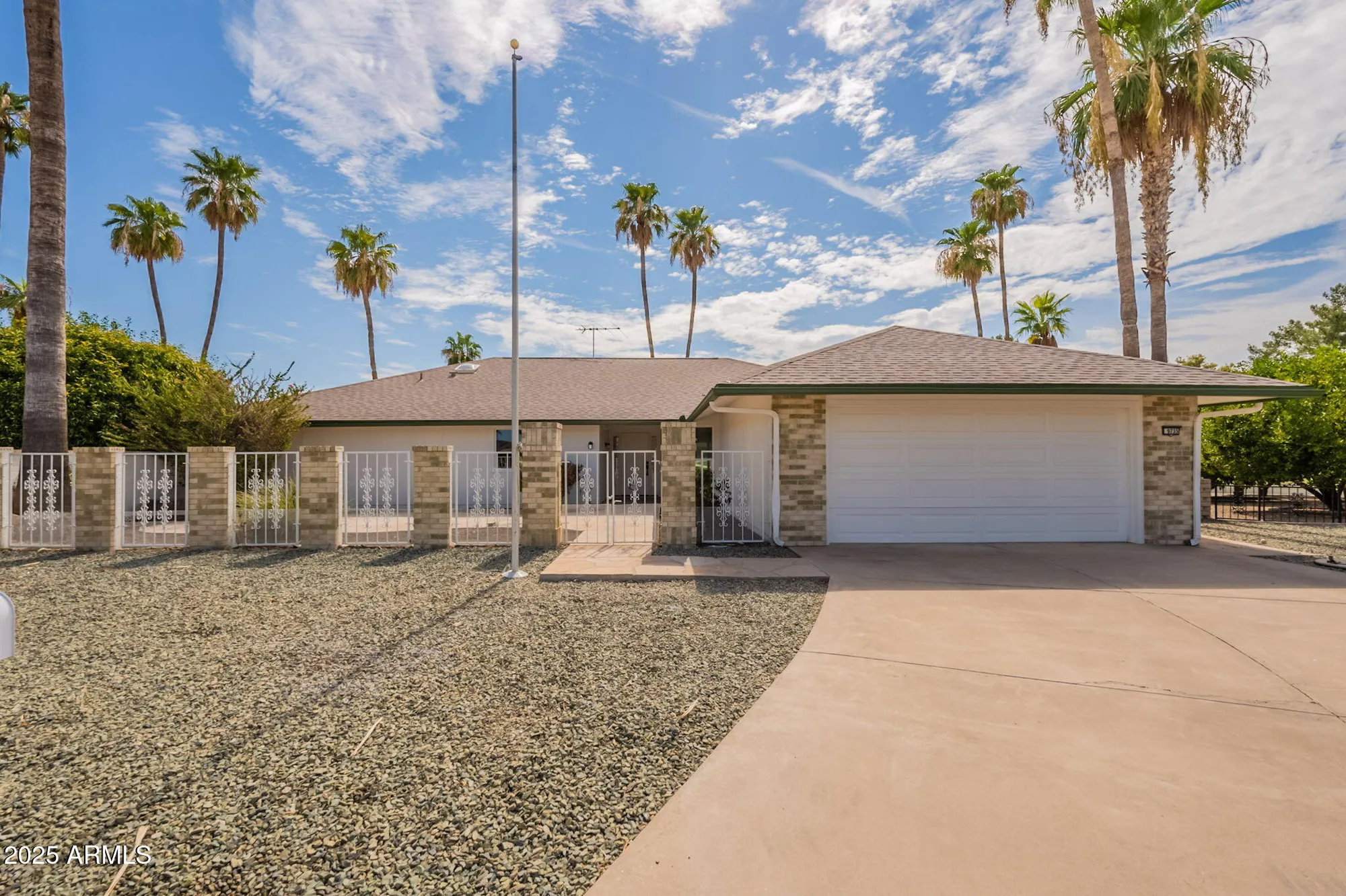 Property Slideshow image 6 of 66 | 9735 w country club dr, Sun City, AZ, 85373