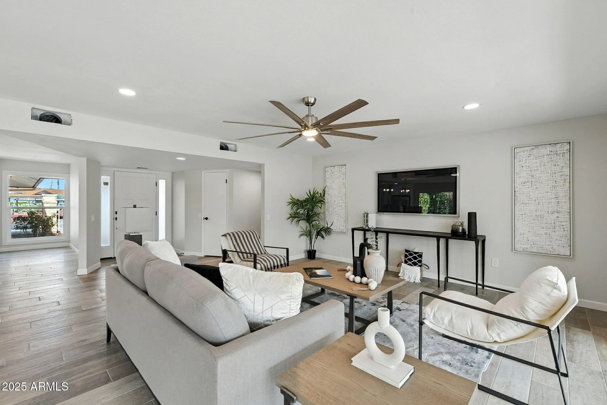 Property Slideshow image 13 of 66 | 9735 w country club dr, Sun City, AZ, 85373