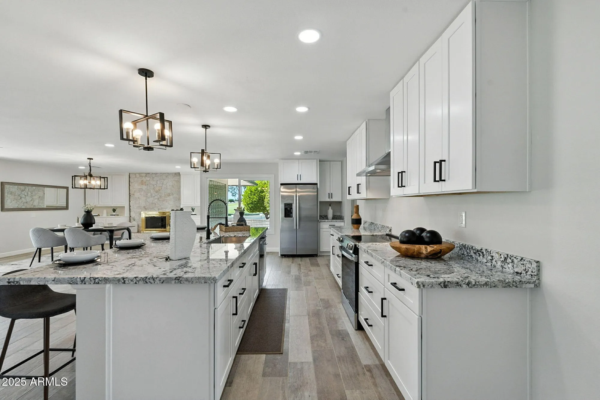 Property Slideshow image 18 of 66 | 9735 w country club dr, Sun City, AZ, 85373